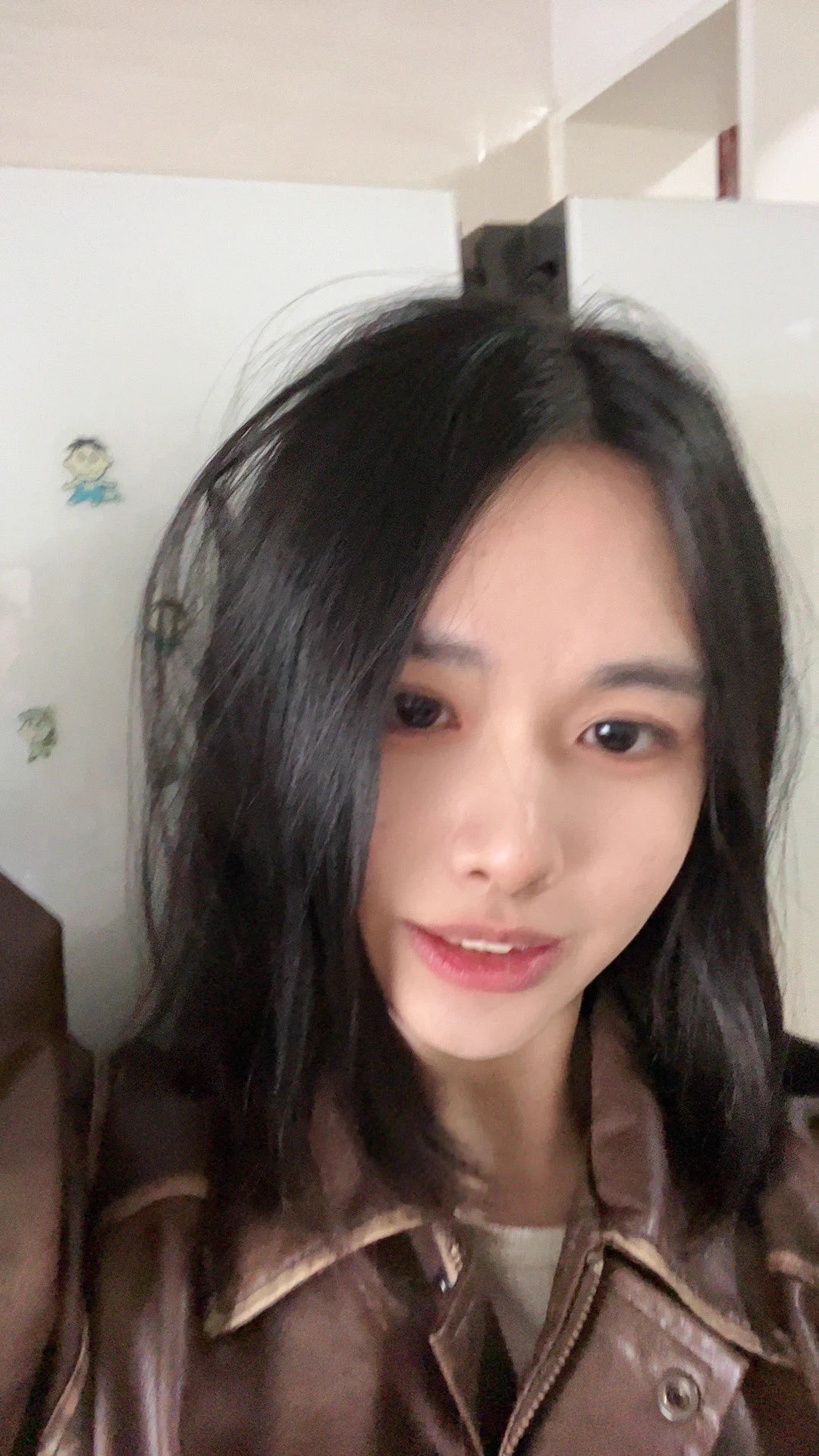 长得乖就行了 https://t.co/my7AK5MlzH