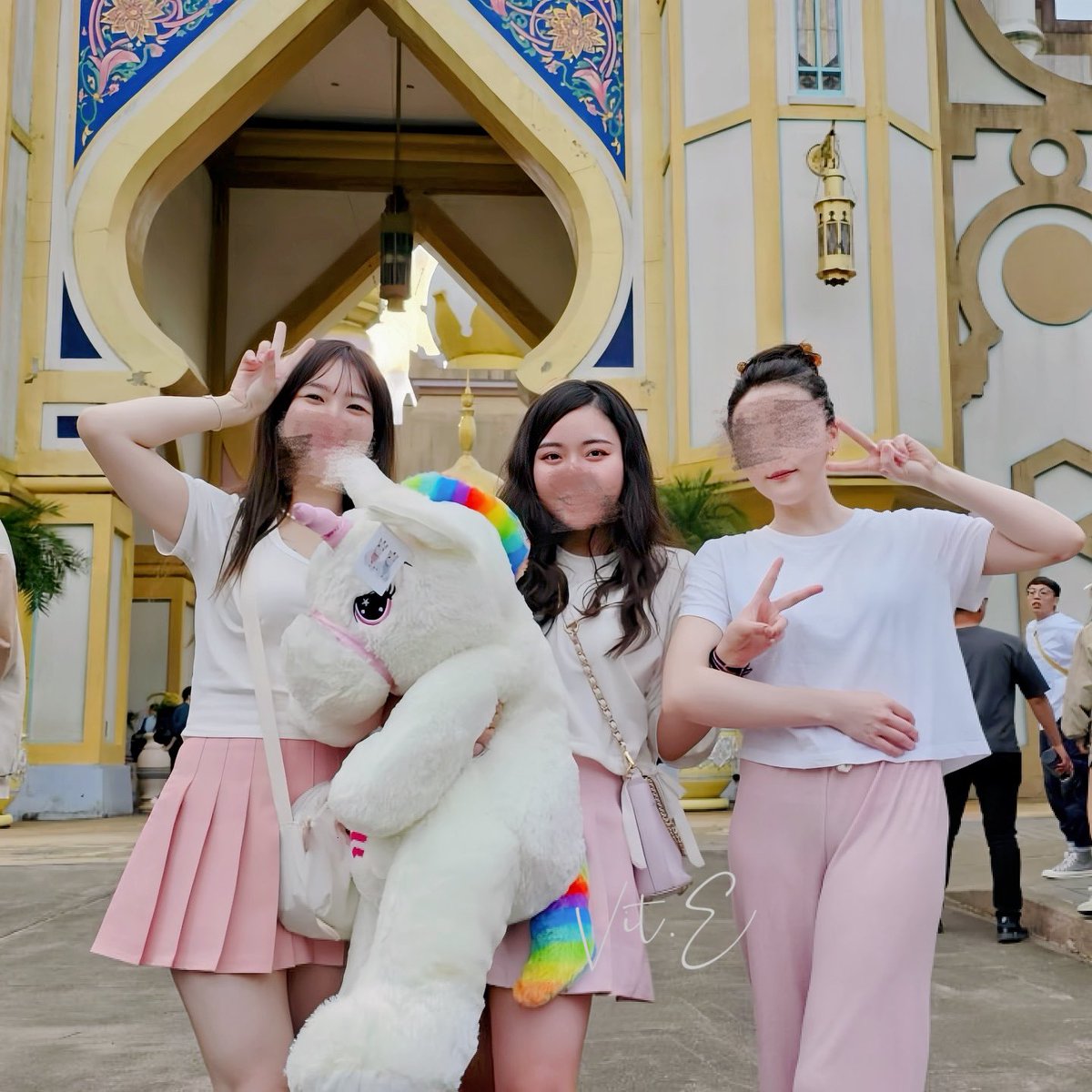 粉白裝嫩的六福村🩷🤍
@_____cathy_____ @luna_lunasalon 
好喜歡跟這些人出去玩⸜(* ॑꒳ ॑* )⸝

#醉生夢死女人們 #六福村 #dresscode  

然後一起來祝我寶璐娜生日快樂🎂 https://t.co/PHZrMIZ6EO