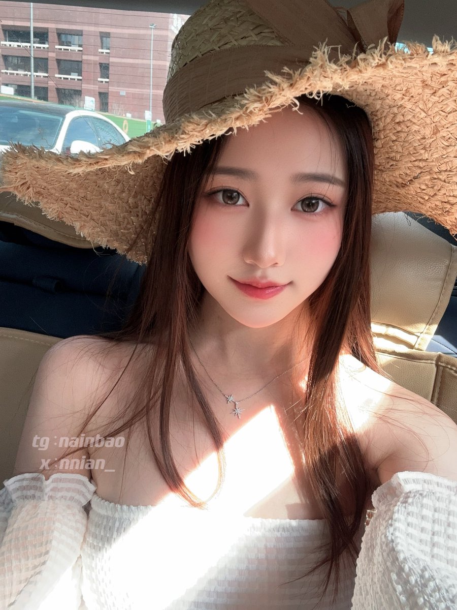 一秒入夏👒 https://t.co/K8M6tdv5hs