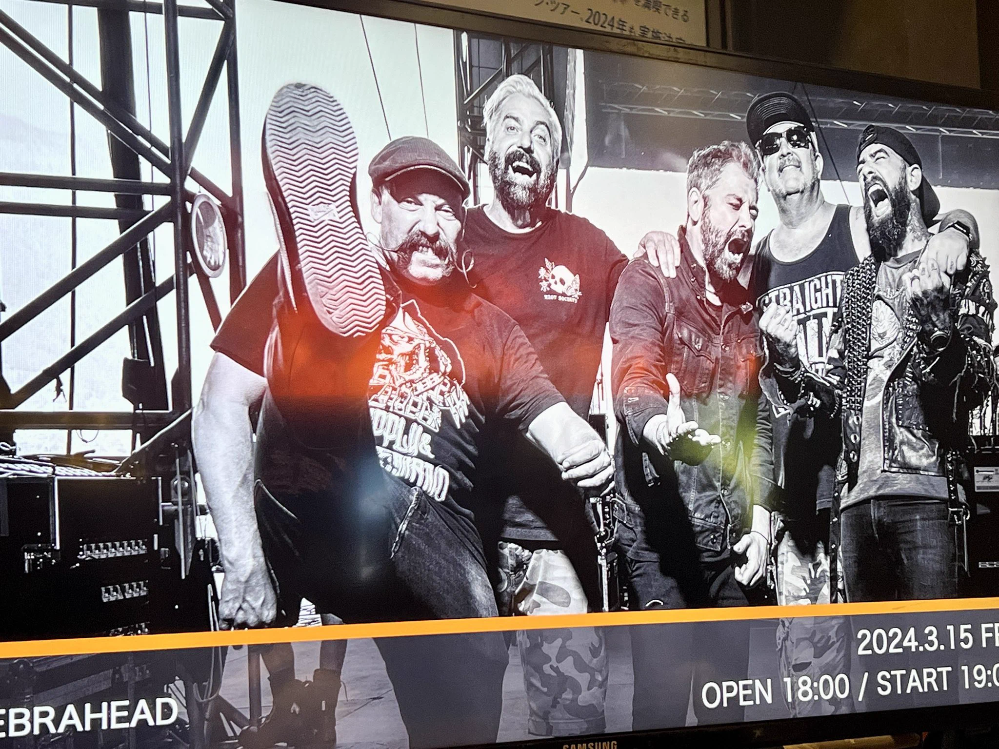本当に最高のライブでした🤟⚡️日本に来てくれてありがとう🦓💛#zebrahead https://t.co/NS04CzsapM