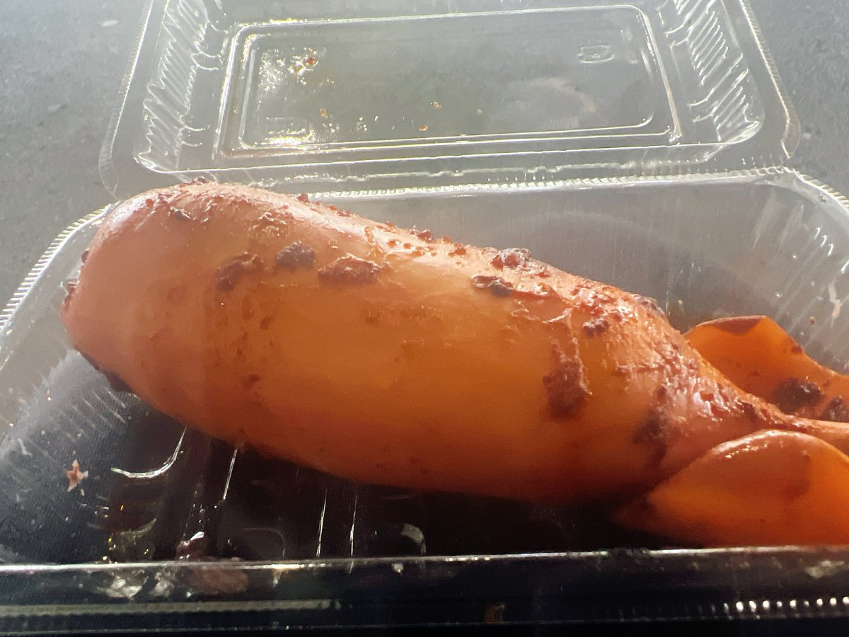 フェス飯🍚❤︎
イカは美味しすぎたのでもう一回たべます https://t.co/AFYWiWiW9H