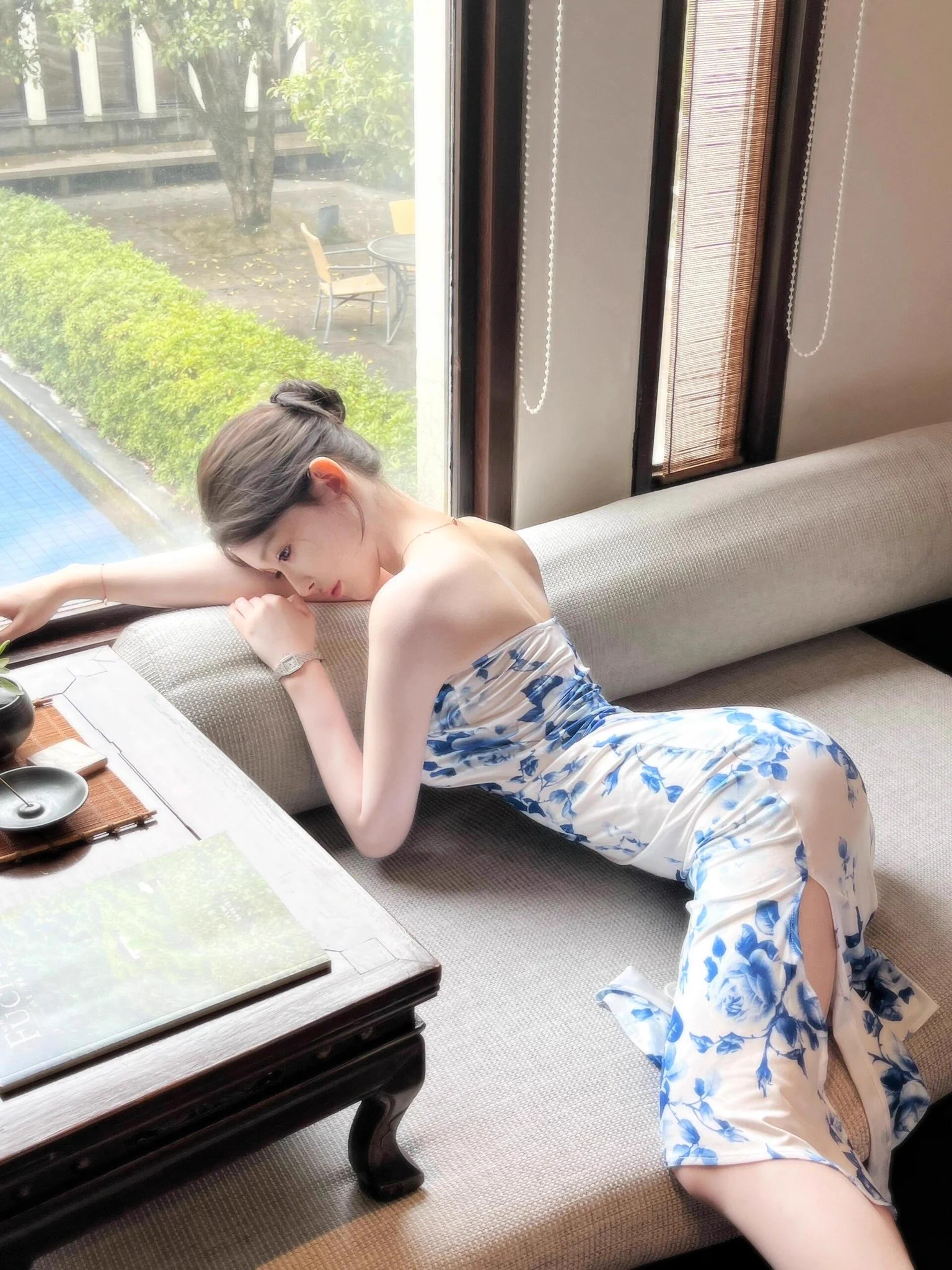 佳人醉卧，似梦非梦。 https://t.co/CNrgCn7q6M