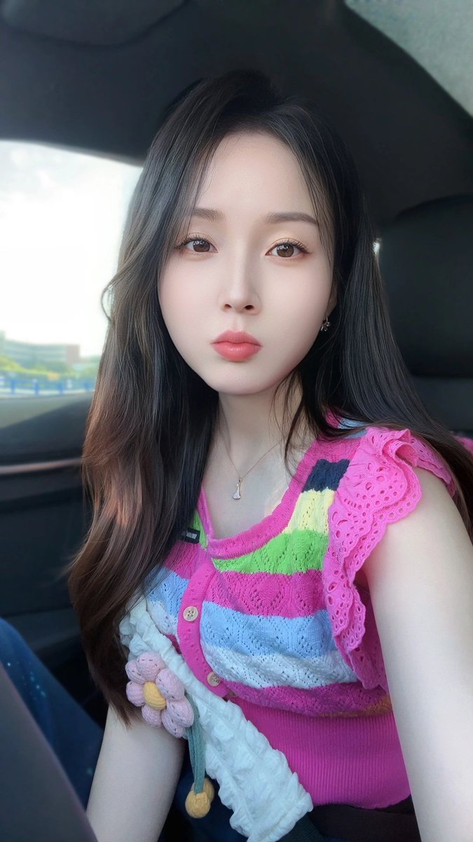 五颜六色的夏天到啦！ https://t.co/YRVW6gYJOd