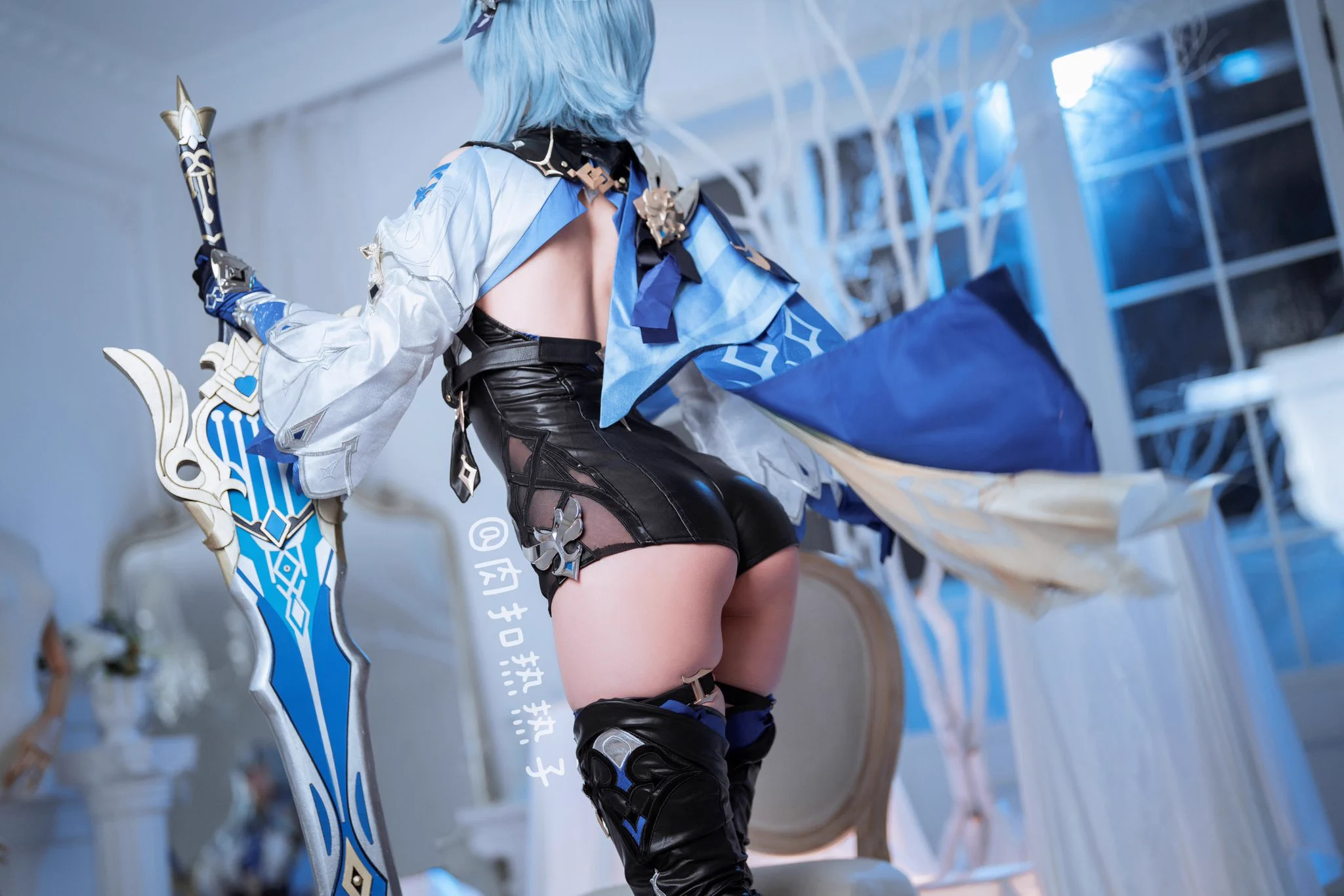 不愧是浪花骑士的健硕大腿 https://t.co/ajxyktcQQc