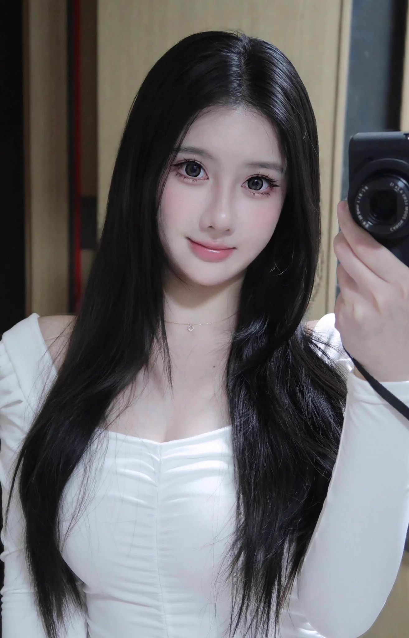 你看摄像头，我看你哦 https://t.co/JUvZCVVKBT