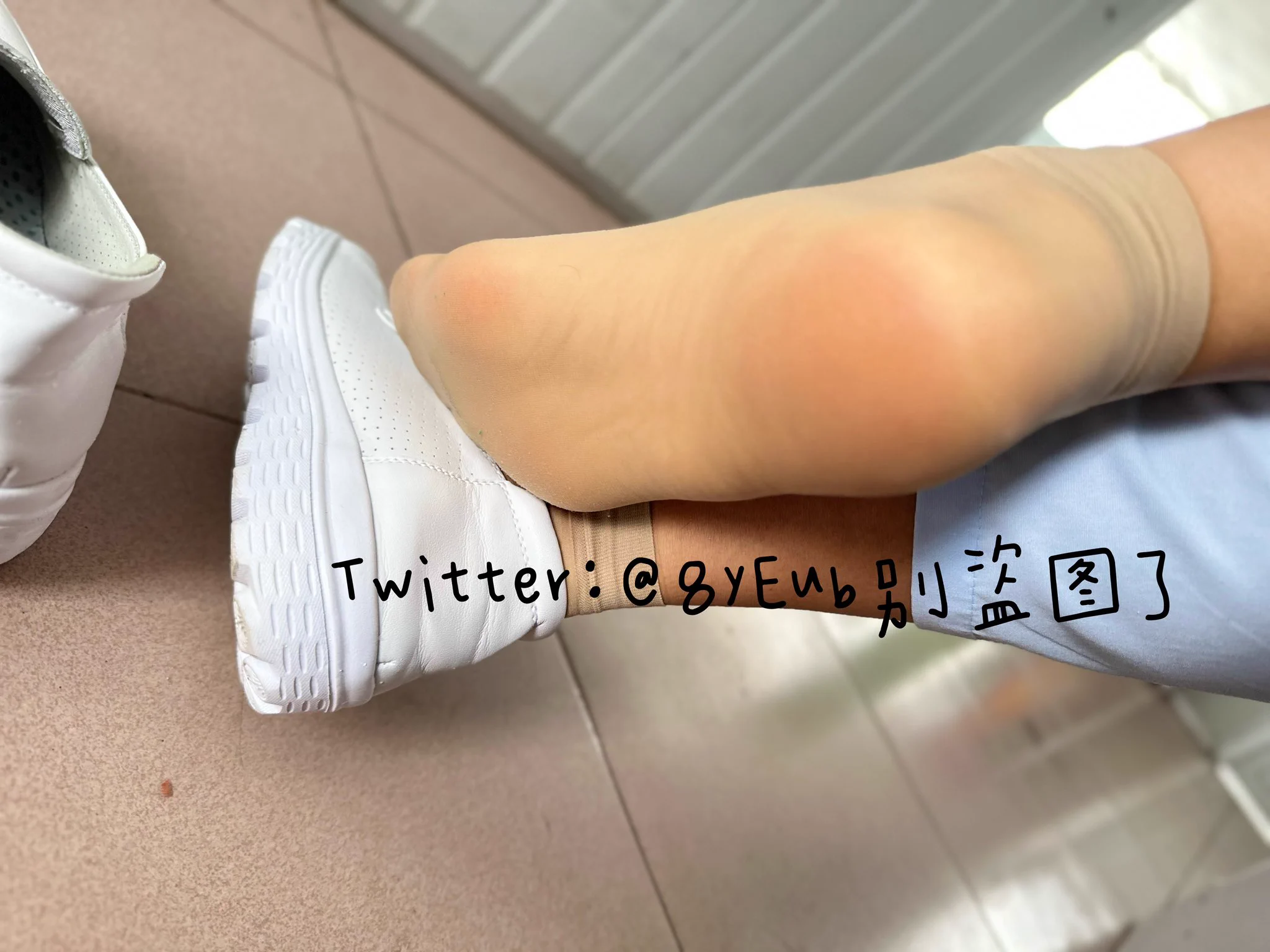 春日的护士鞋搜丝直冲脑门 颅内高潮 https://t.co/EotHqpB49F