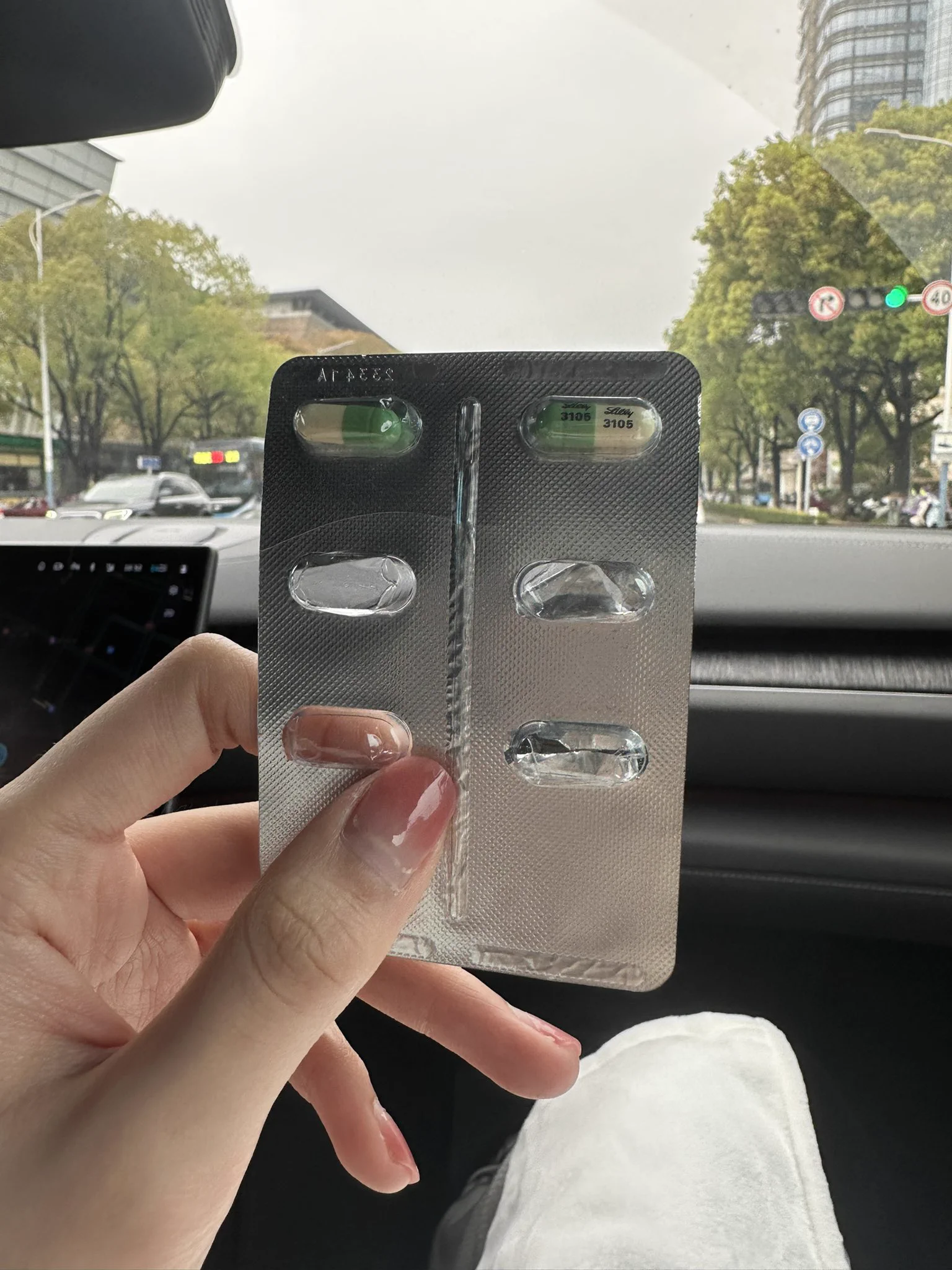 以前朋友说我性瘾是病 我说他才有病 🙂结果去看了 原来我性瘾真的是病 https://t.co/YAB7KIzahg