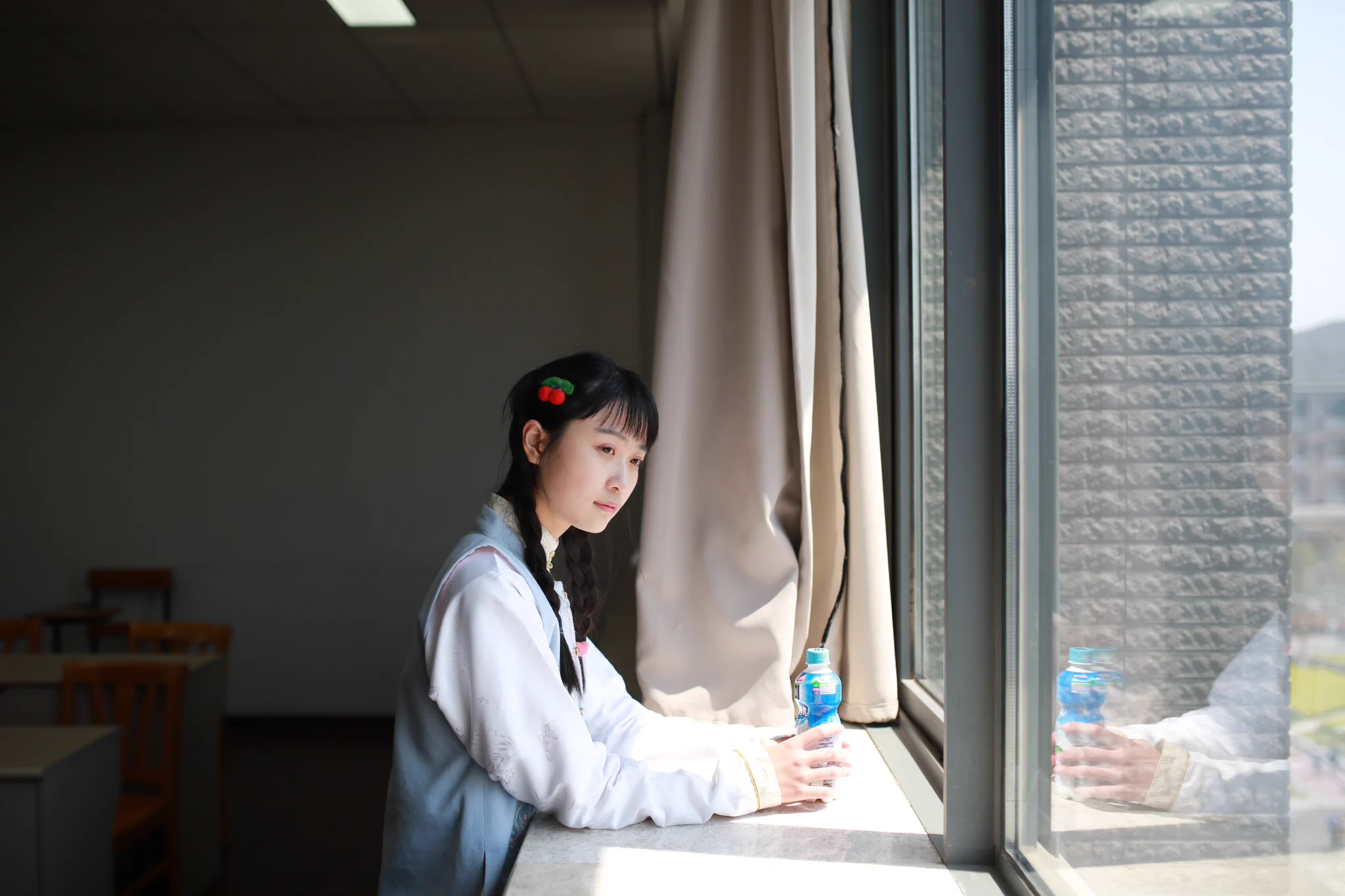 毕业小姐姐写真 [75P+196M] #眼镜娘 #眼镜妹 #毕业照 #写真 #女大学生 
No.041816 预览全套尺度看置顶或私信 
投稿：@wqganenshi_   @MuyishiD @007share https://t.co/hbZSmQdT2h