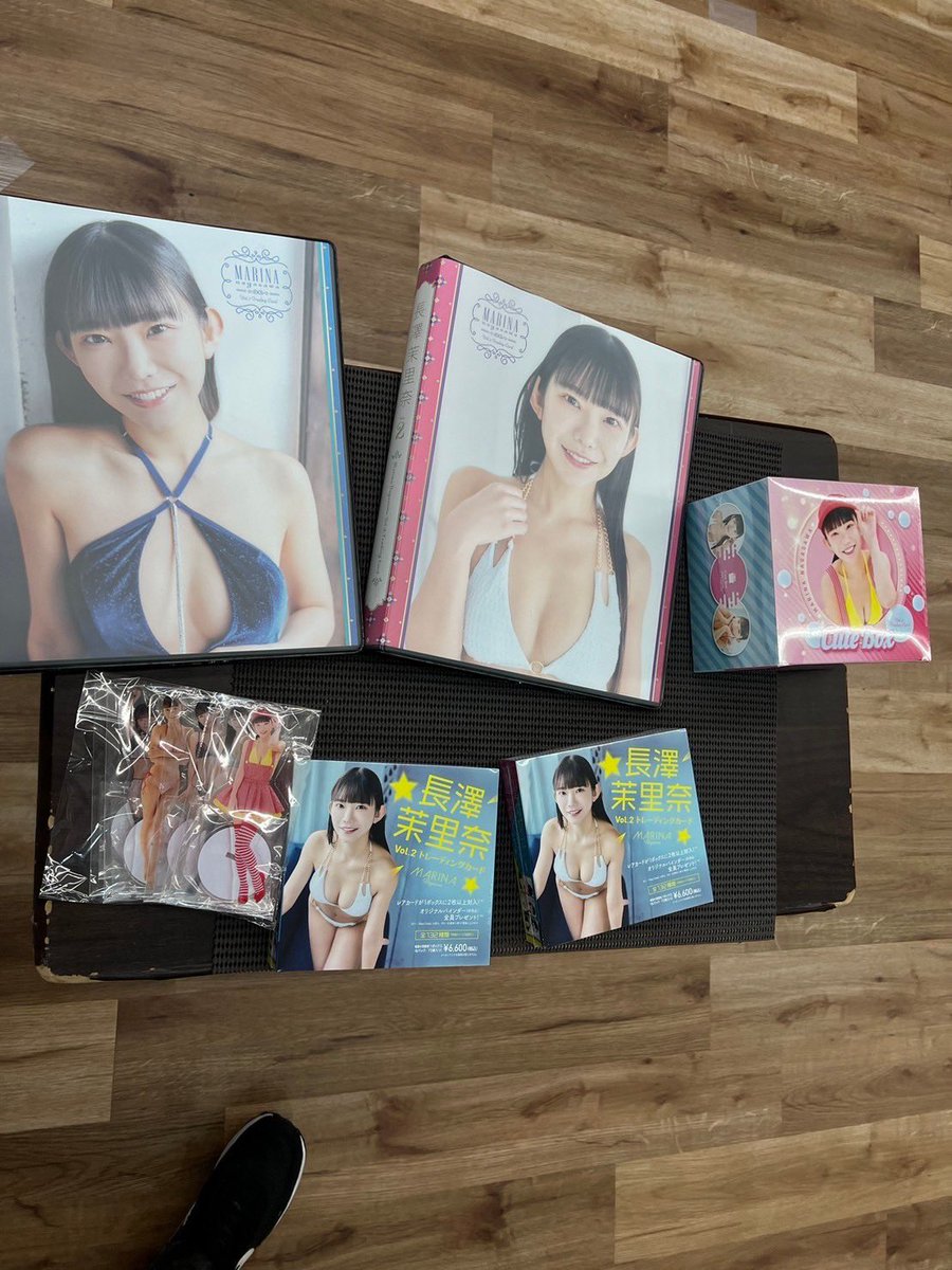 #まりちゅうトレカ
発売記念イベントありがとうございました😊💗💗たくさんの方にお会いできてハピハピハッピー🫶
改めまして、トレカお迎えしてくれた皆さん本当にありがとうっっ✨💗
ぜひハッシュタグつけてのお迎え報告まってます！！👙 https://t.co/8YltPTi5UL