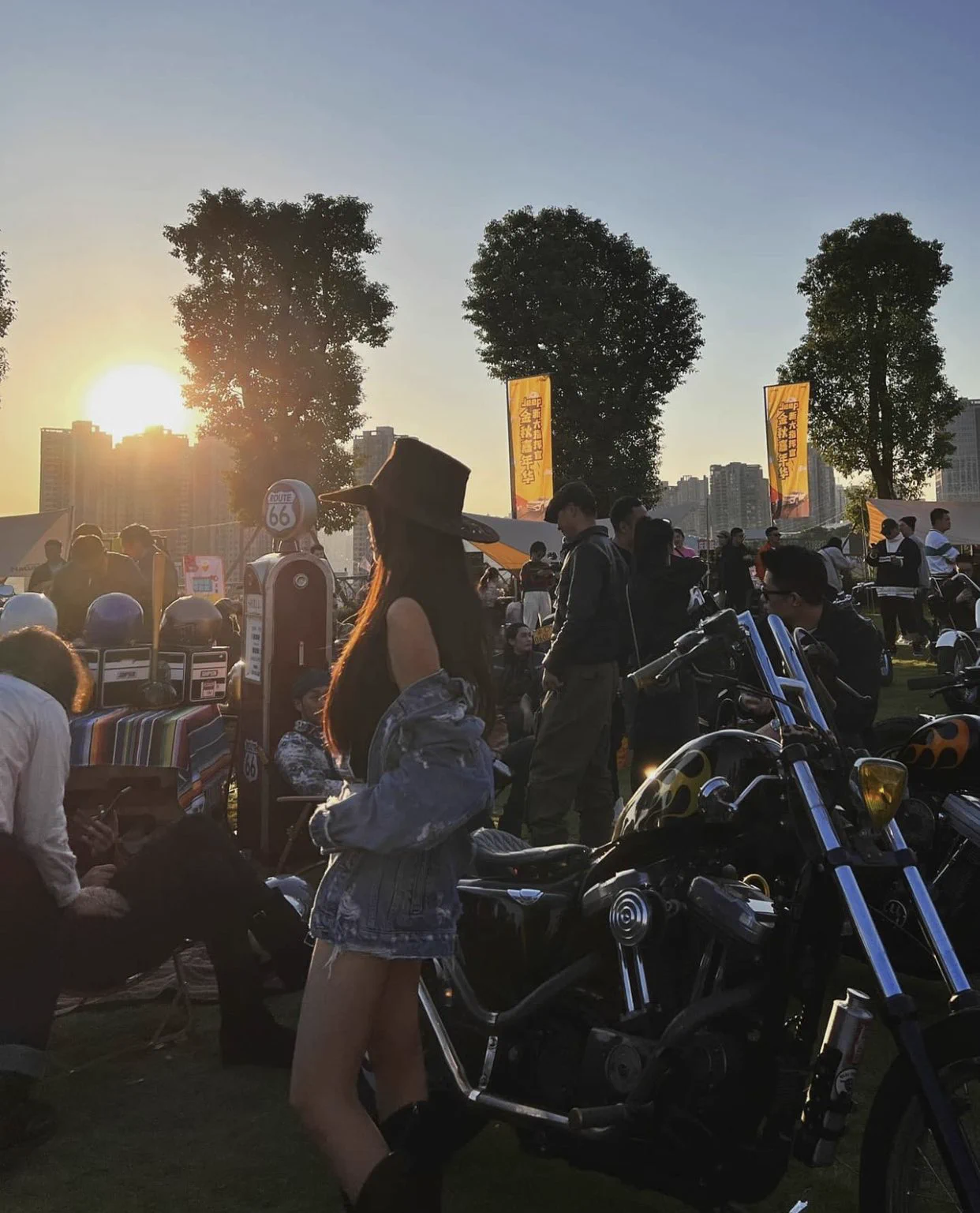 考古照片！摩托真的好帅#健身 #harleydavidson #motorcycle https://t.co/aJtAyPnsrk