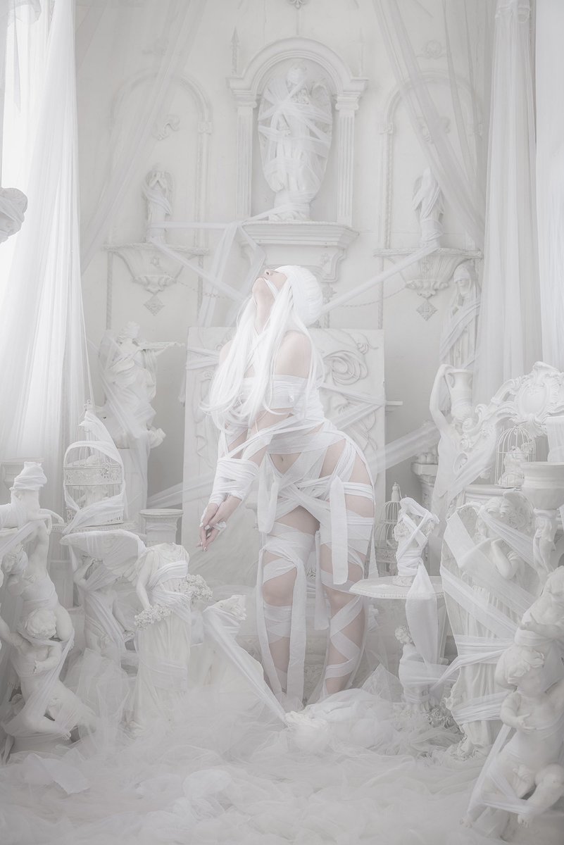 自縄呪縛. https://t.co/yQVh3Q1FHl