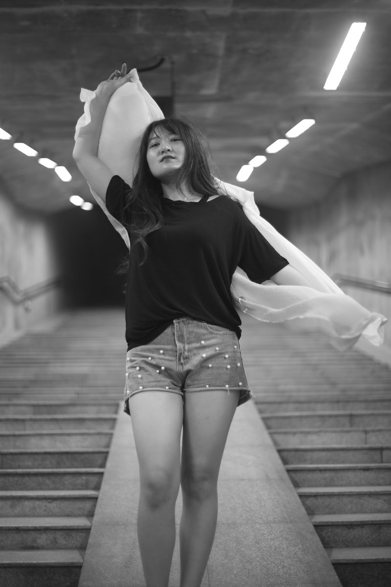 毕业小姐姐写真[109P+634M] #眼镜娘 #眼镜妹 #毕业照 #女大学生 #写真 
No.053120 预览全套尺度看置顶或私信 投稿：@007share 
眼镜娘圈子：https://t.co/VSeJDJ4Yn7 https://t.co/NrZ1B717EW