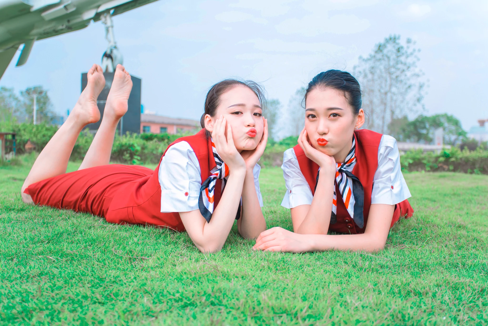 毕业小姐姐写真[75P+629M] #眼镜娘 #眼镜妹 #毕业照 #女大学生 #写真 #空姐 
No.052220 预览全套尺度看置顶或私信 投稿：@007share 
眼镜娘圈子：https://t.co/VSeJDJ4qxz https://t.co/ctIaiS02MV
