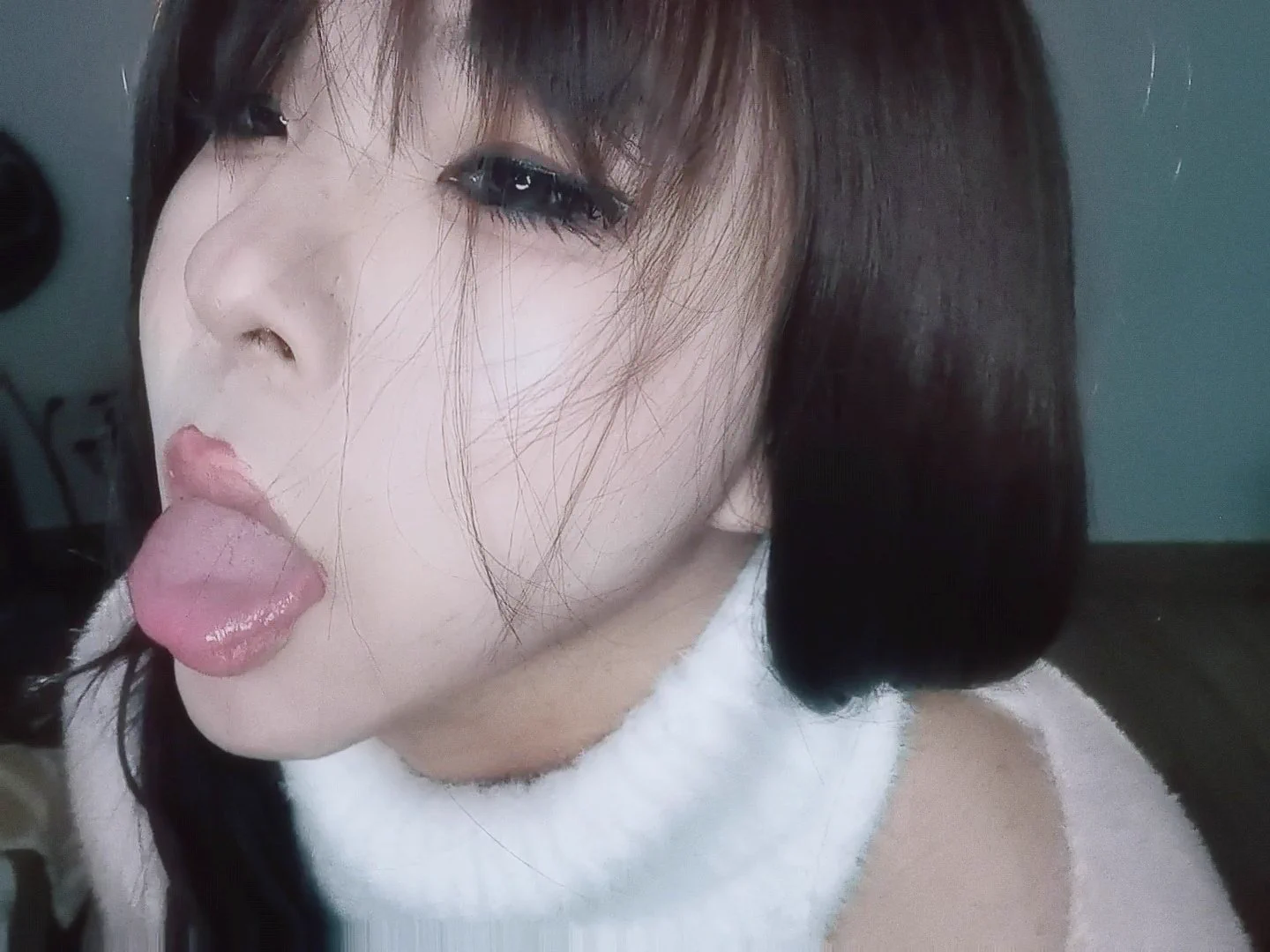 可以油脸盯射吗？好久没有哥哥发vv射颜的返图惹～#雌堕 #男娘 #盯射 #颜射 https://t.co/Ig8WoiYNYv