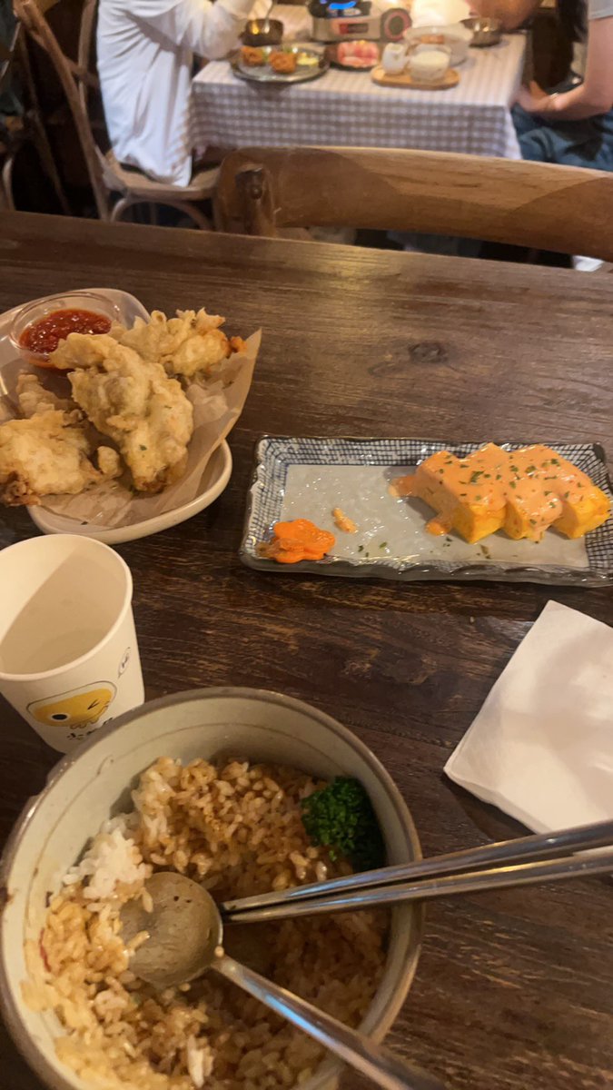 睡不着再回想了一下今天喝的前两张还是好喝的
后面两张就是垃圾有种想大喊深圳你害人不浅的冲动 https://t.co/MUIgmGJmQM