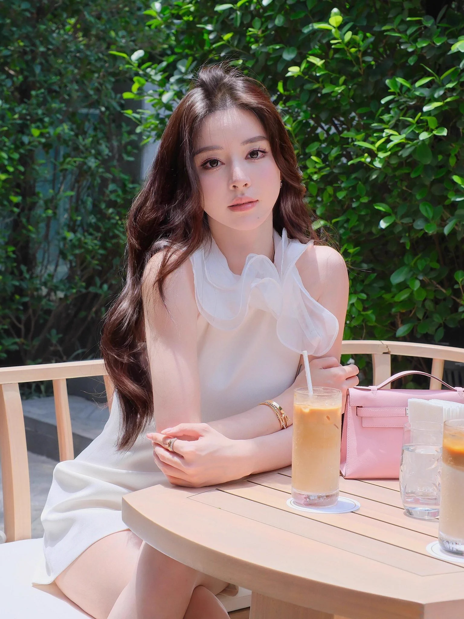 我的情书，如同星光洒在朋友圈，只为照亮你的世界，温暖你的心。 https://t.co/kGCAq4A7zH