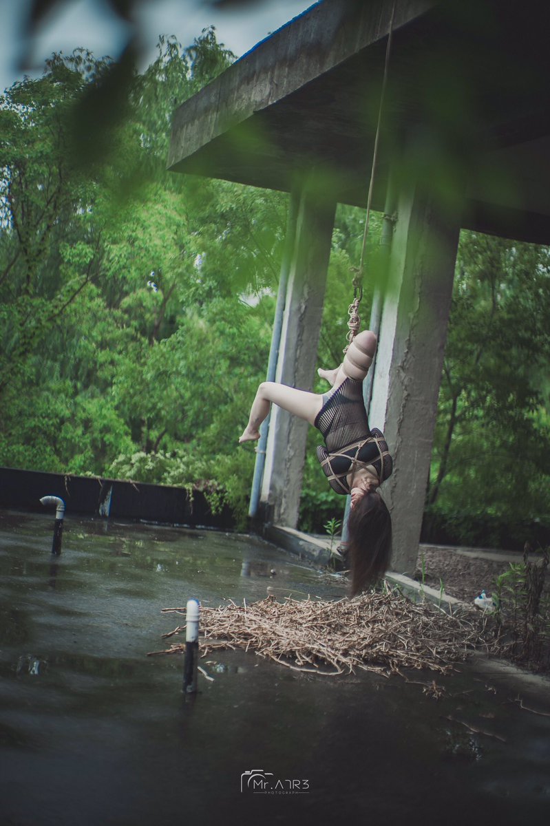 尝试不多的户外体验，感觉和室内完全两回事。
缚手@Esir54309119 
📷 @A7R32 https://t.co/KRaf3BZaAa