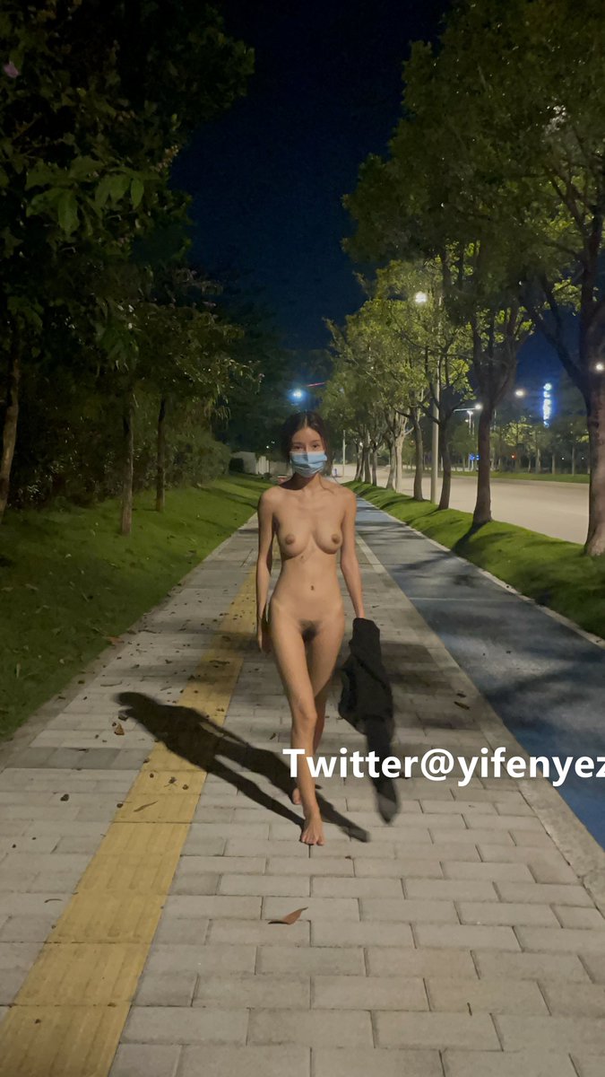 夜晚🌃是适合出去嗨的时候 https://t.co/J8T2l1Yu2O