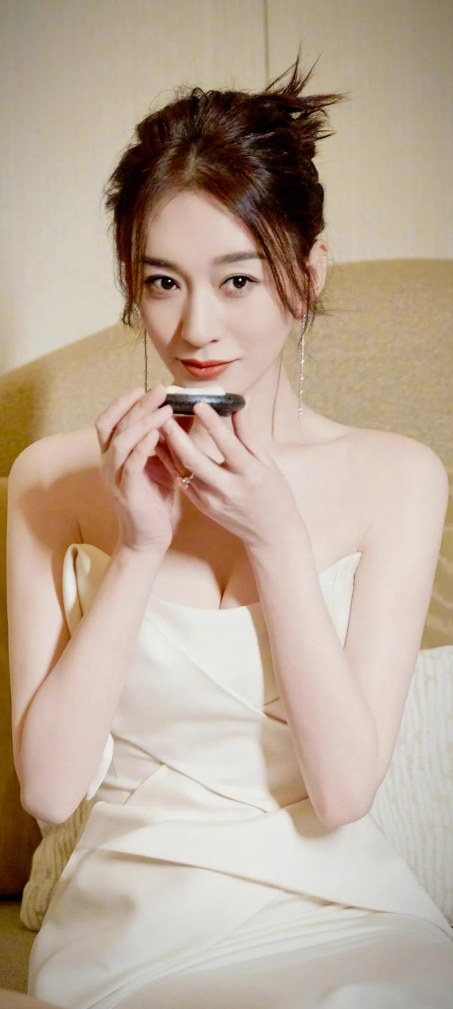 四十多岁的极品熟女你们喜欢吗？小冉麻麻 https://t.co/5ZT8BcEfIR