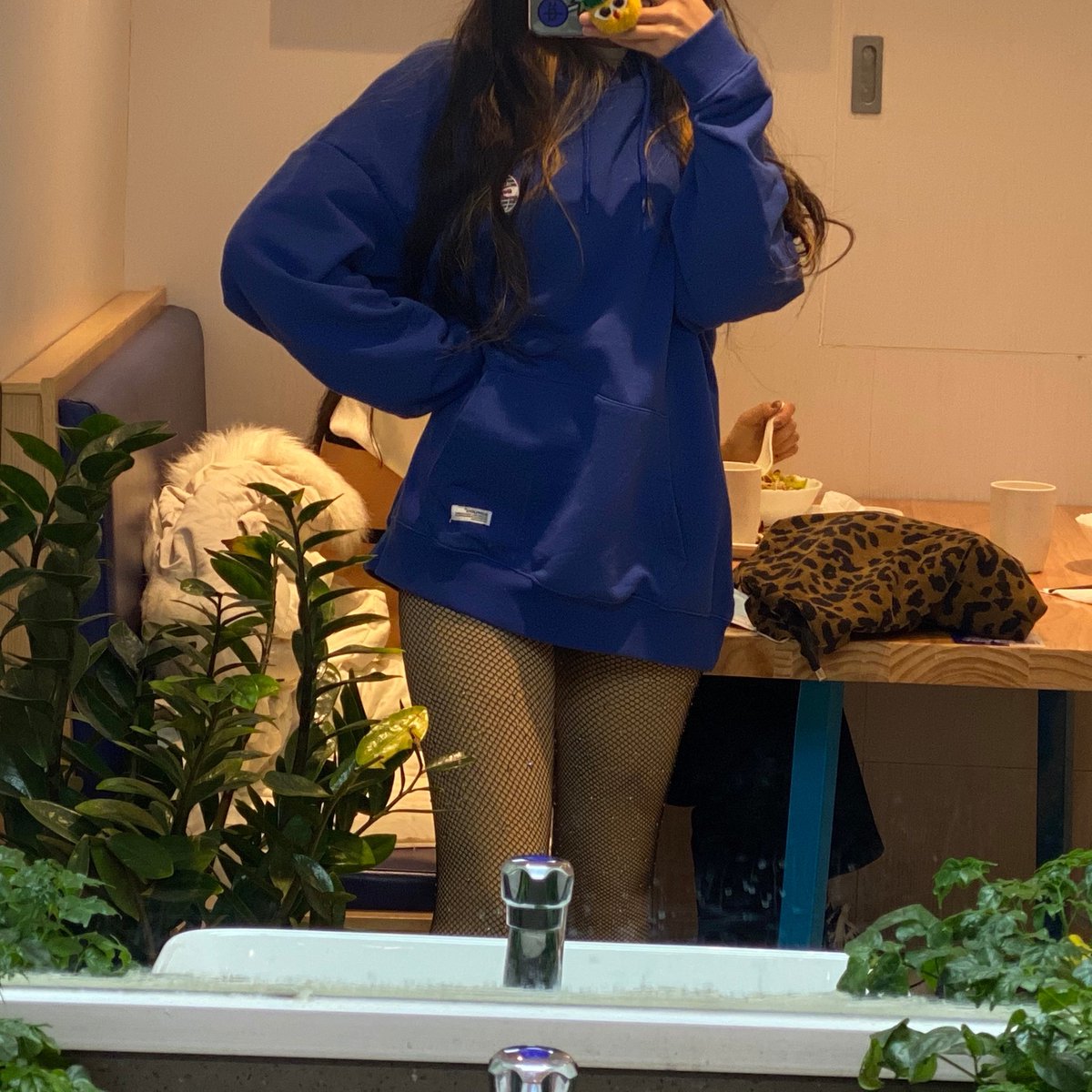 大学宿舍反差光腿黑丝露出系列（20）
@cuteeeee11
@euteeeee
@wqganenshi_
@007share

#反差 #反差女大学生 https://t.co/UnQpzoRiQC