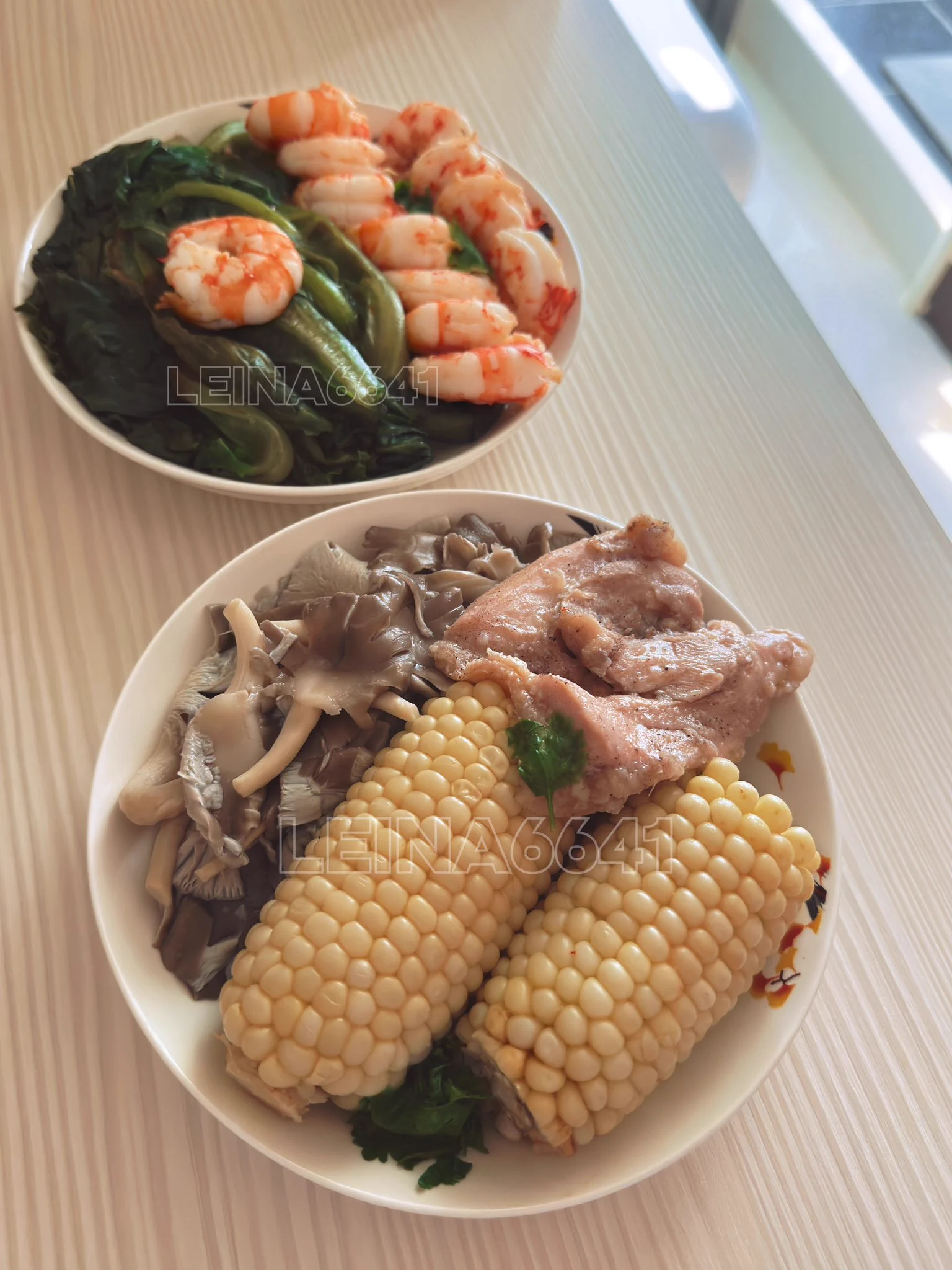 成本$320的健康餐…但有12隻好吃的大蝦蝦🦐😖這樣價格能接受嗎？#台中 #要轉美食帳了 #更多看哀居 https://t.co/59tXbZPKyQ