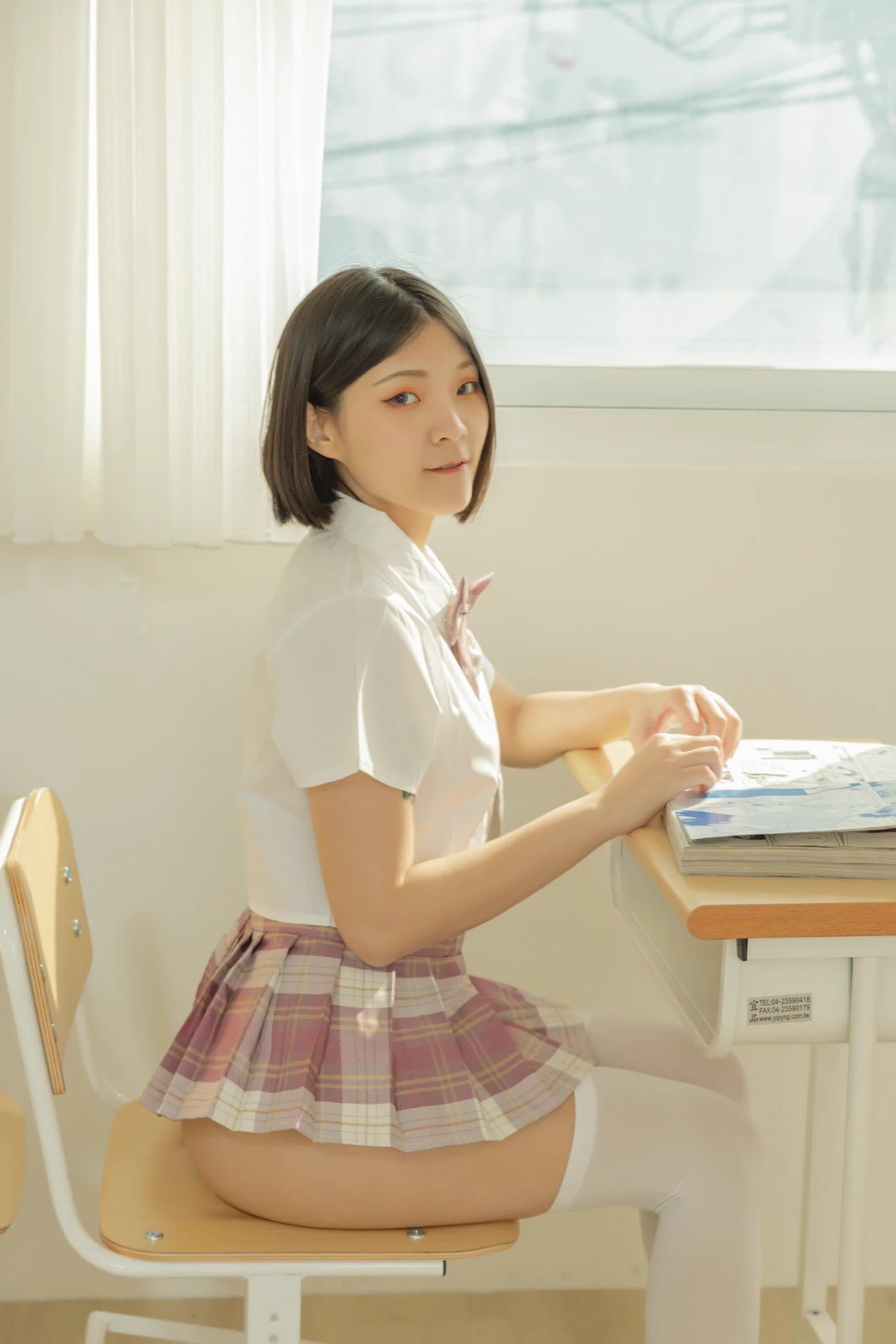 喜歡制服 屁屁穴穴的一定會喜歡的一本😍這本超漂亮 小巴超愛😍😍😍🔗https://t.co/HzCWy6iJLX https://t.co/2LvH5i2TZt