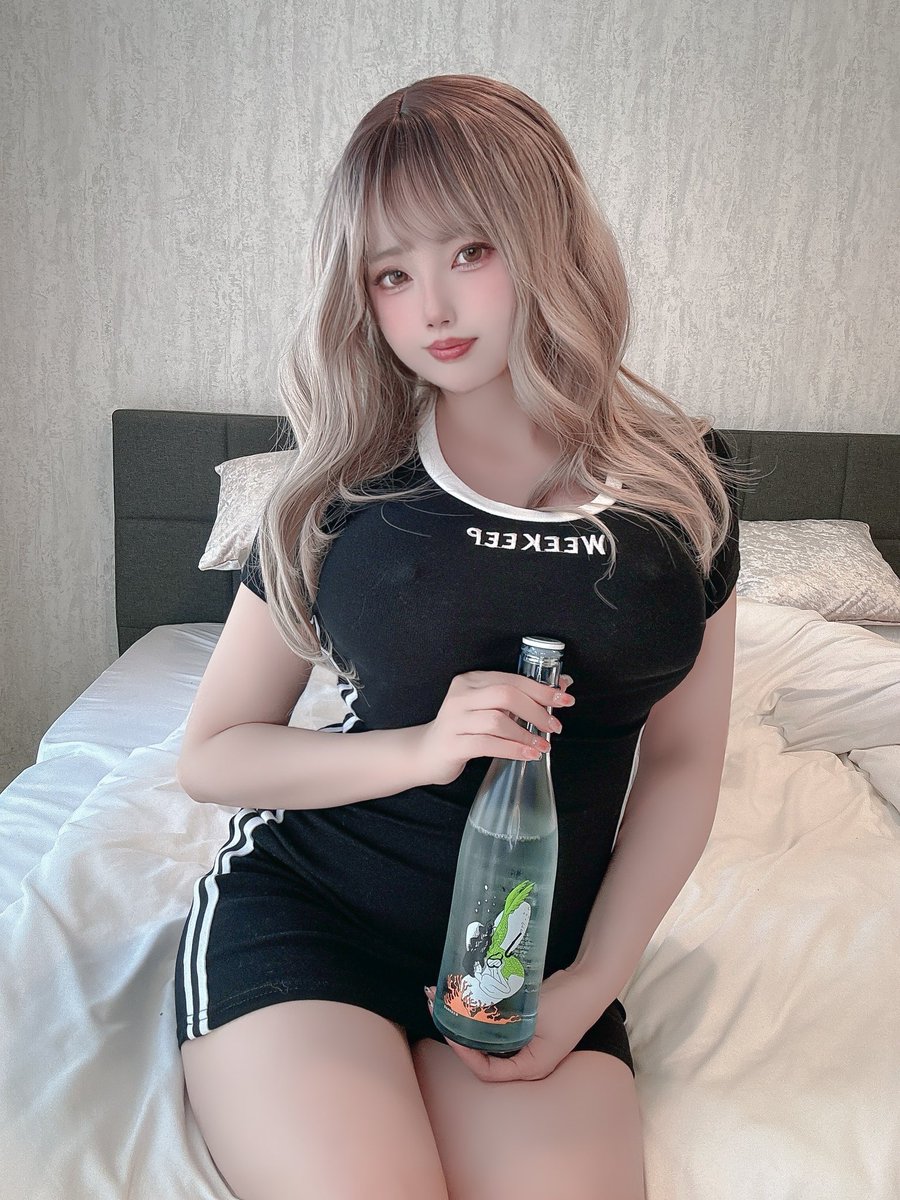 大嶺3粒の夏のおとずれ
白ワインの様な日本酒🥂

透明感のある甘みと酸味が特徴だよ https://t.co/iajsvfpK2Z