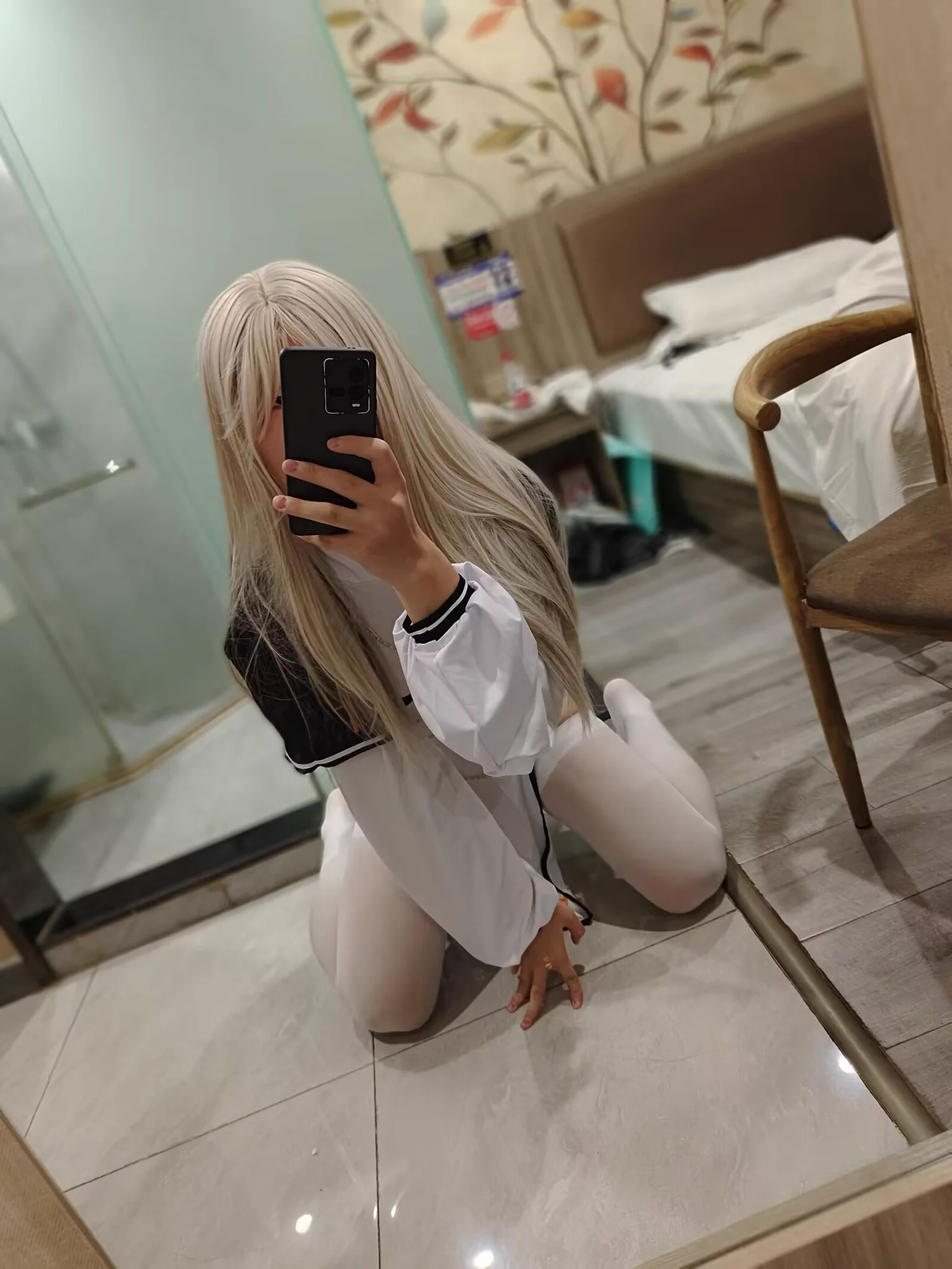 也是穿上小男娘战袍了🥵 https://t.co/82M0z5ObXn