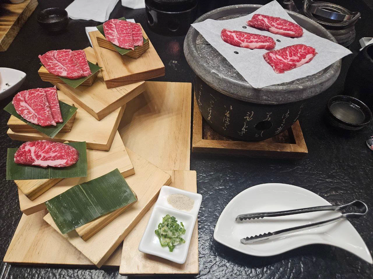 跟閨蜜的雙人套餐 2000多 這是我的單人份這樣*2有人吃過嗎好讚啊 超飽足#高雄 https://t.co/60oG2dXgom
