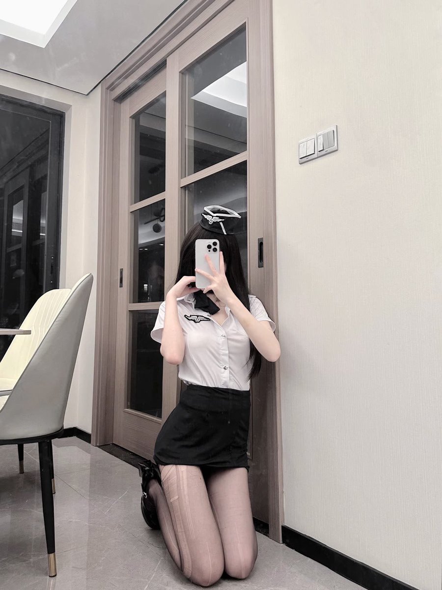 上次跟你说的当我小狗的事，你考虑的怎么样了？ https://t.co/spiT5E1GyU