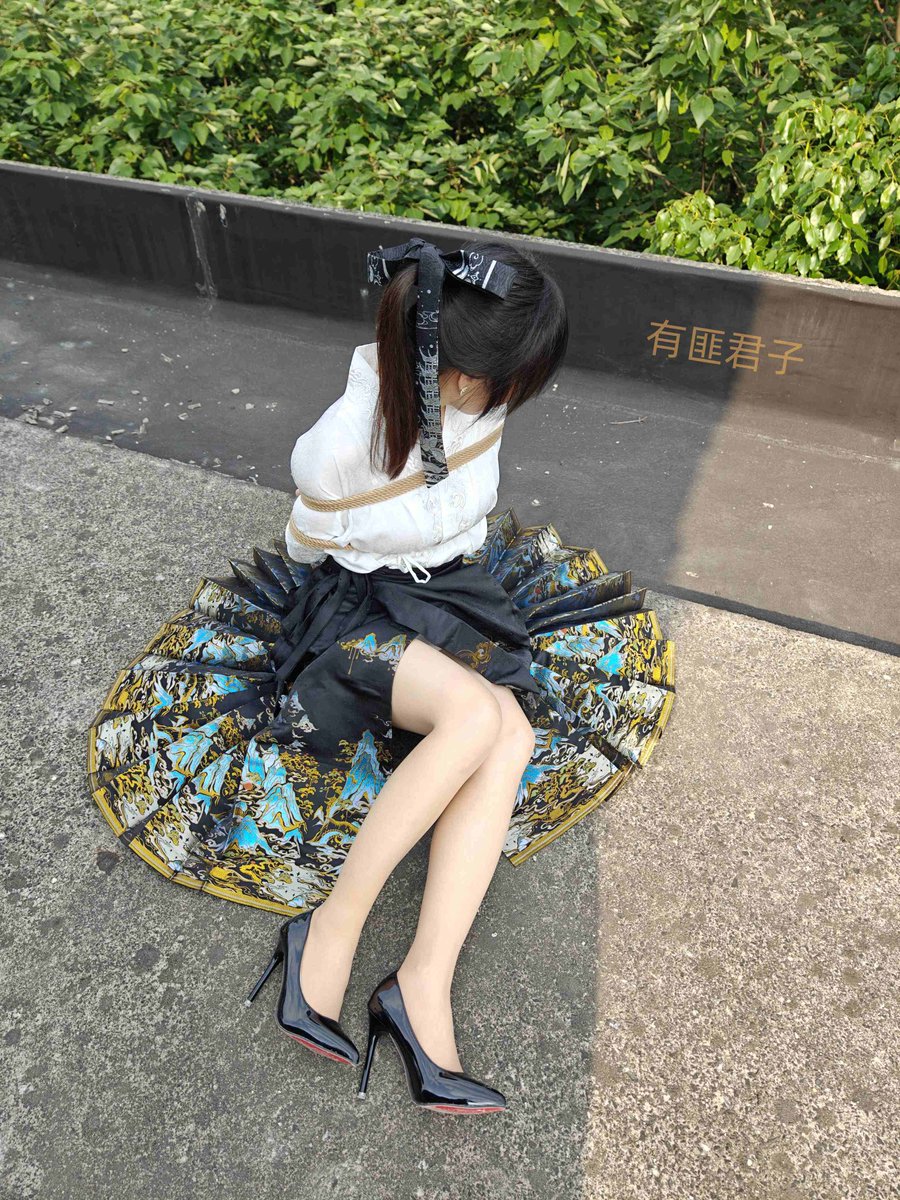 这个季节马面裙是否是你的喜爱。
@yfjz12 https://t.co/4L5eKbhqlG