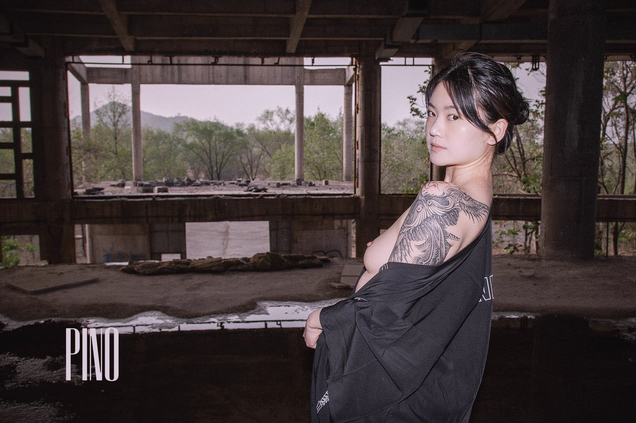 Model @Juniper24r City ruins exploration#cityruins #Urbanexploration投稿: @DaFoer_ https://t.co/XLASxQCjVn