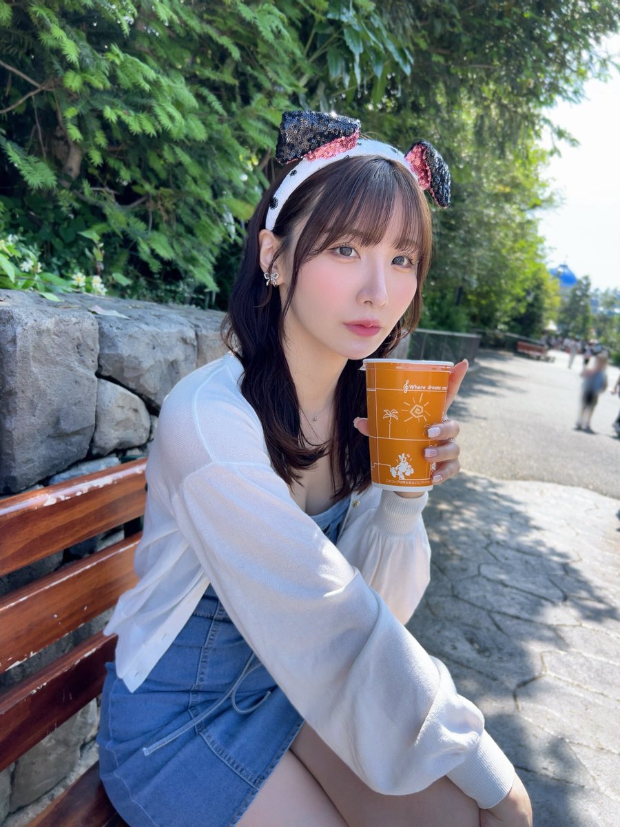 101 忠狗🏰🐾🖤 https://t.co/wlaLBFnleO