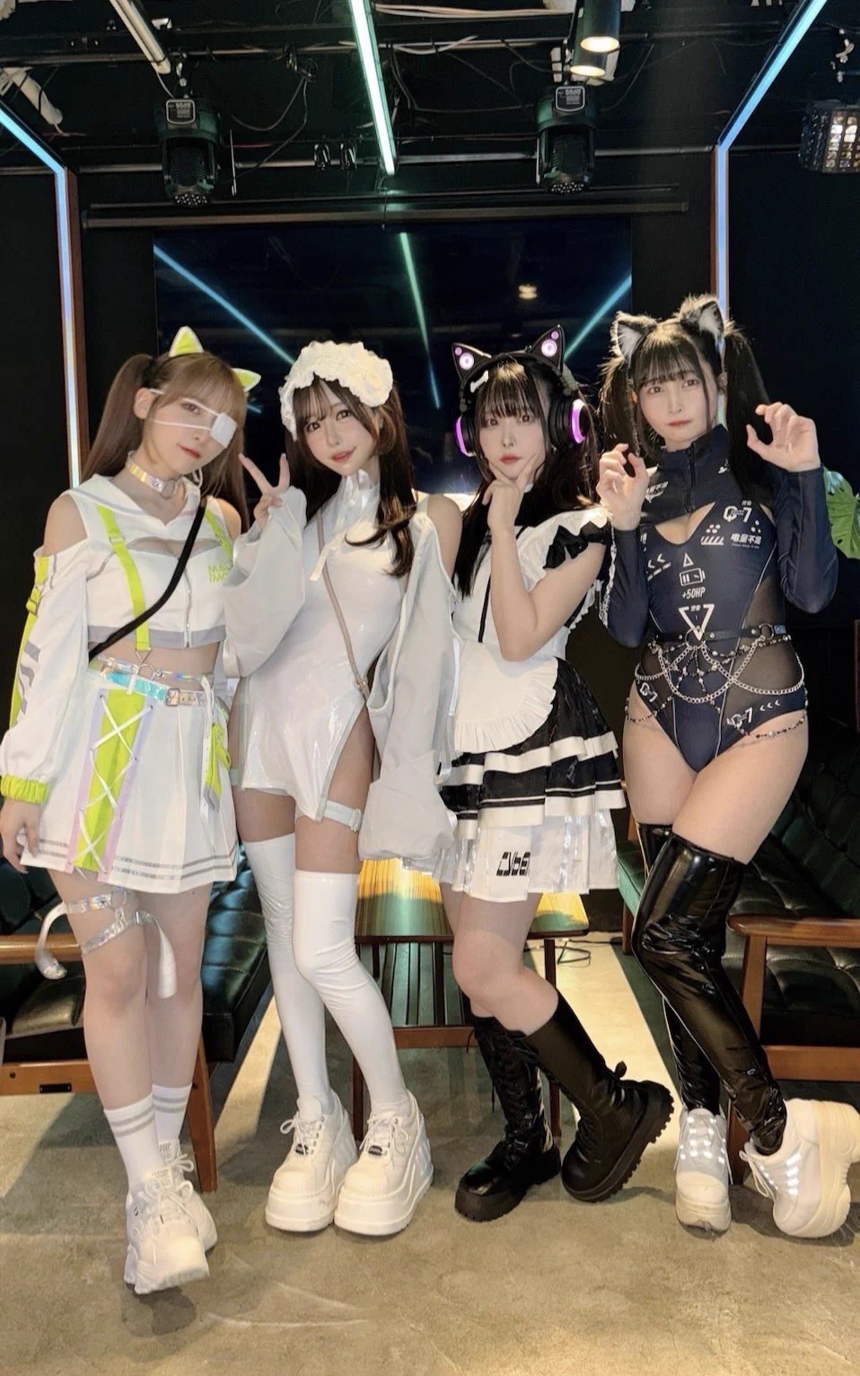 ちょっと体調崩してしまって先日のイベントのお礼ツイート遅くなっちゃってごめんなさい😭💦会いに来てくれた皆様本当にありがとうございます😭💖💖沢山のシャンパン、ドリンク、チェキも頂けて手作りフードも完売で幸せすぎる時間でした🥹💕ゆっくりお話しできなくてごめんね😭💦また会いに来てくれたら嬉しい🥹💓