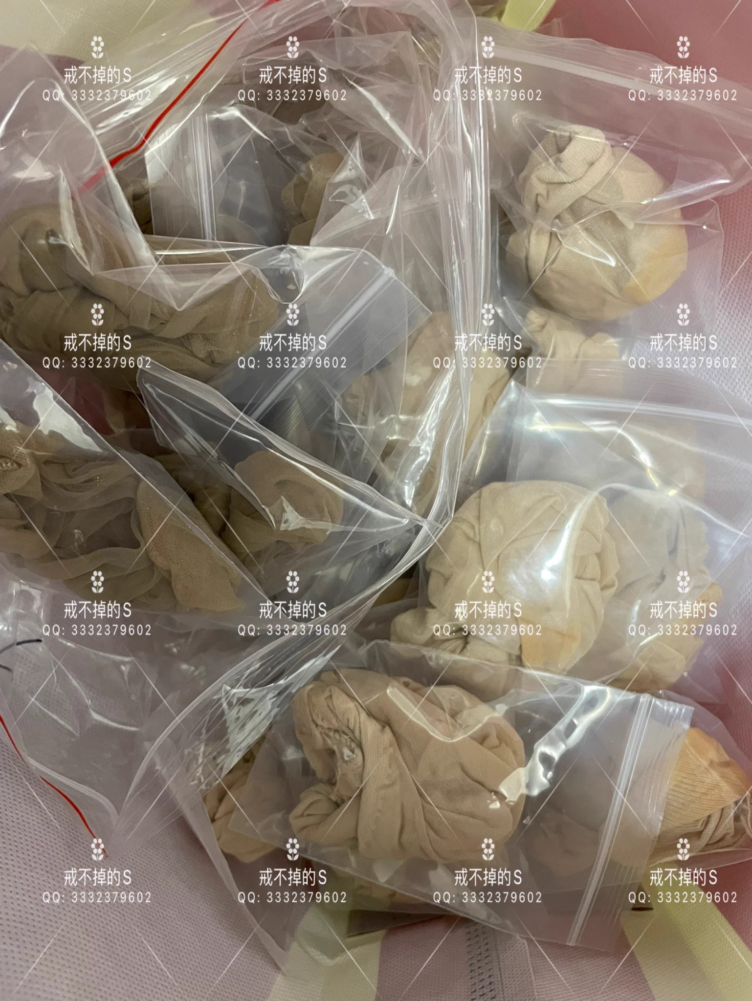#专柜丝袜 短肉丝短黑丝新鲜到货，为了防盗图的不在推发柜姐丝袜脚照片了，会给下单后的兄弟发图片视频及柜姐露脸照。 https://t.co/dxsogMxKSS
