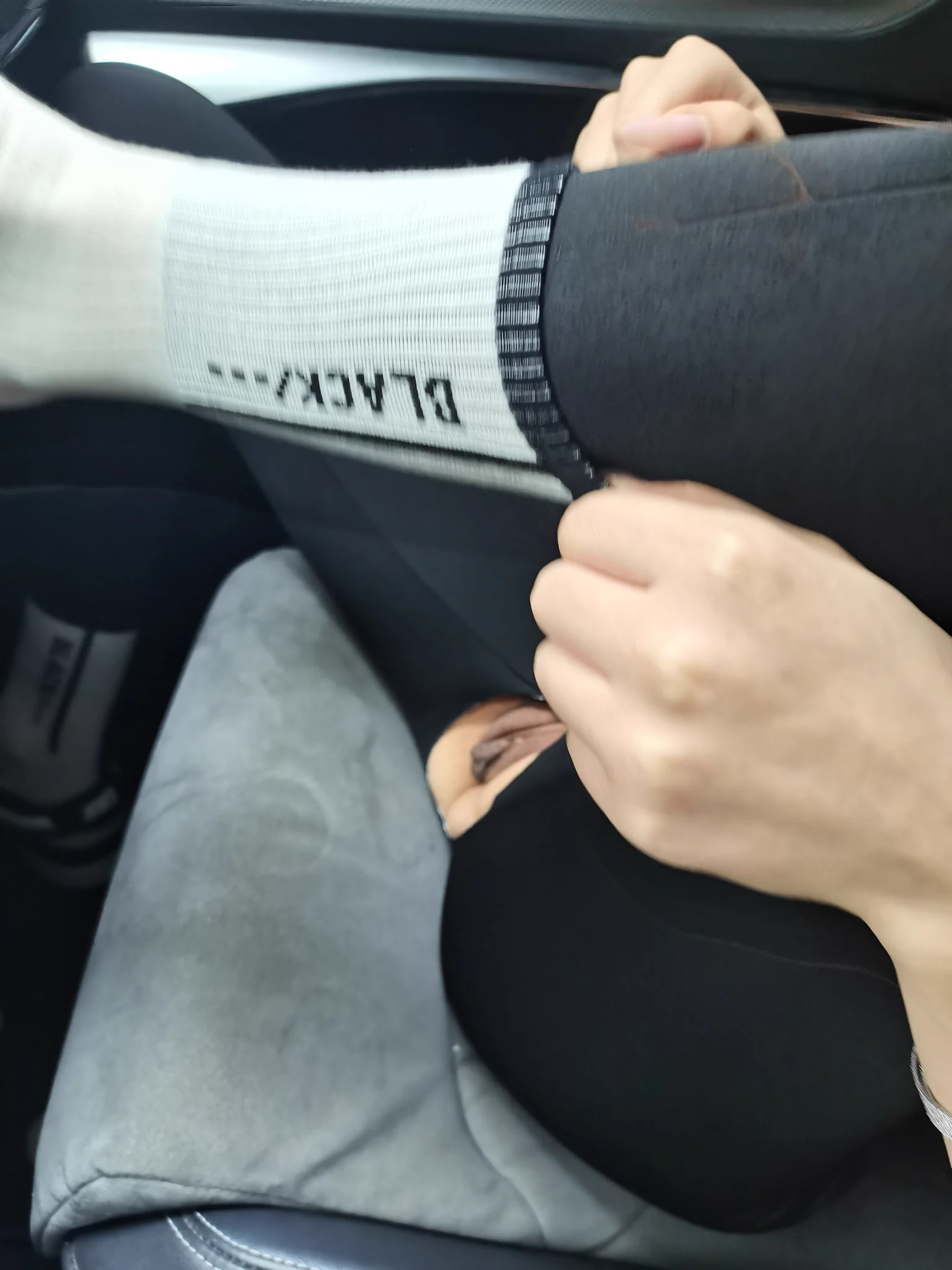 临时露出想法，她就地服装开换！😀～ https://t.co/Tf1gtZyast
