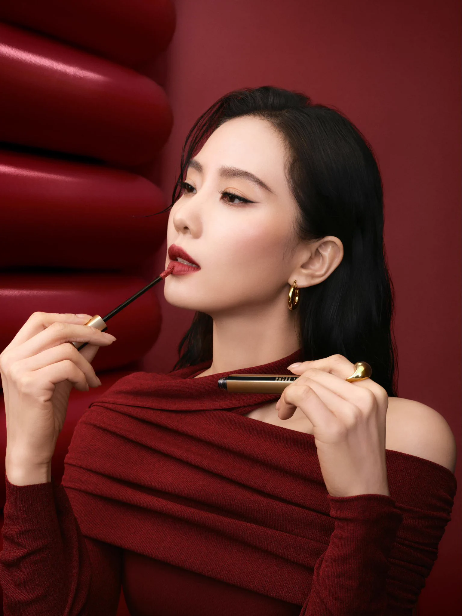 啊啊啊诗诗我等了你好久啊啊，麻烦营业频率高一点 https://t.co/9haDEae2Jh