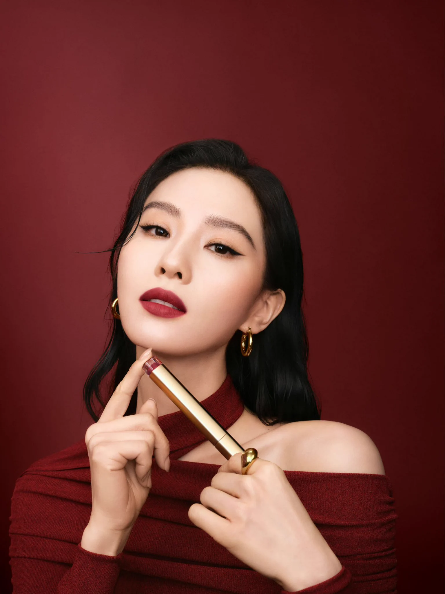 啊啊啊诗诗我等了你好久啊啊，麻烦营业频率高一点 https://t.co/9haDEae2Jh