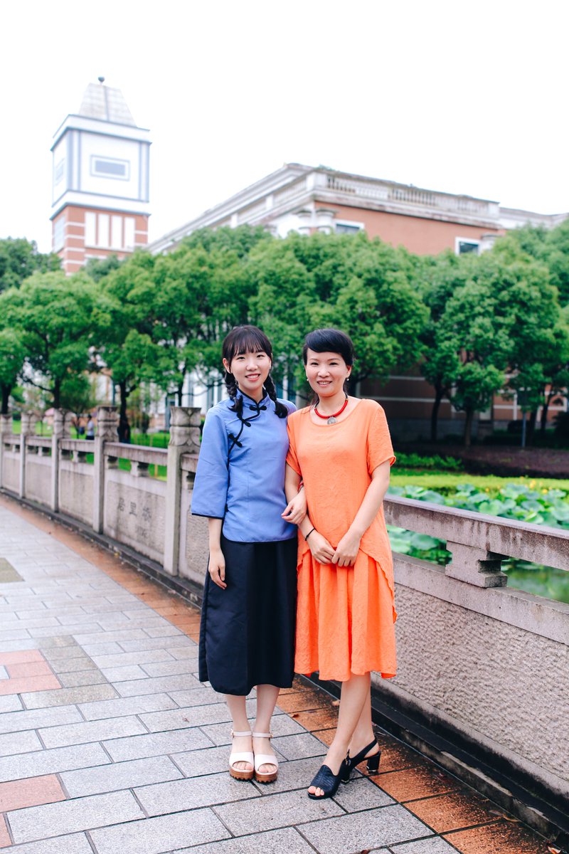 毕业小姐姐写真[27P+135M] #眼镜娘 #眼镜妹 #毕业照 #女大学生 #写真 
No.061119 预览全套尺度看置顶或私信 投稿：@007share 
眼镜娘圈子：https://t.co/VSeJDJ4Yn7 https://t.co/W56xc4kzgD