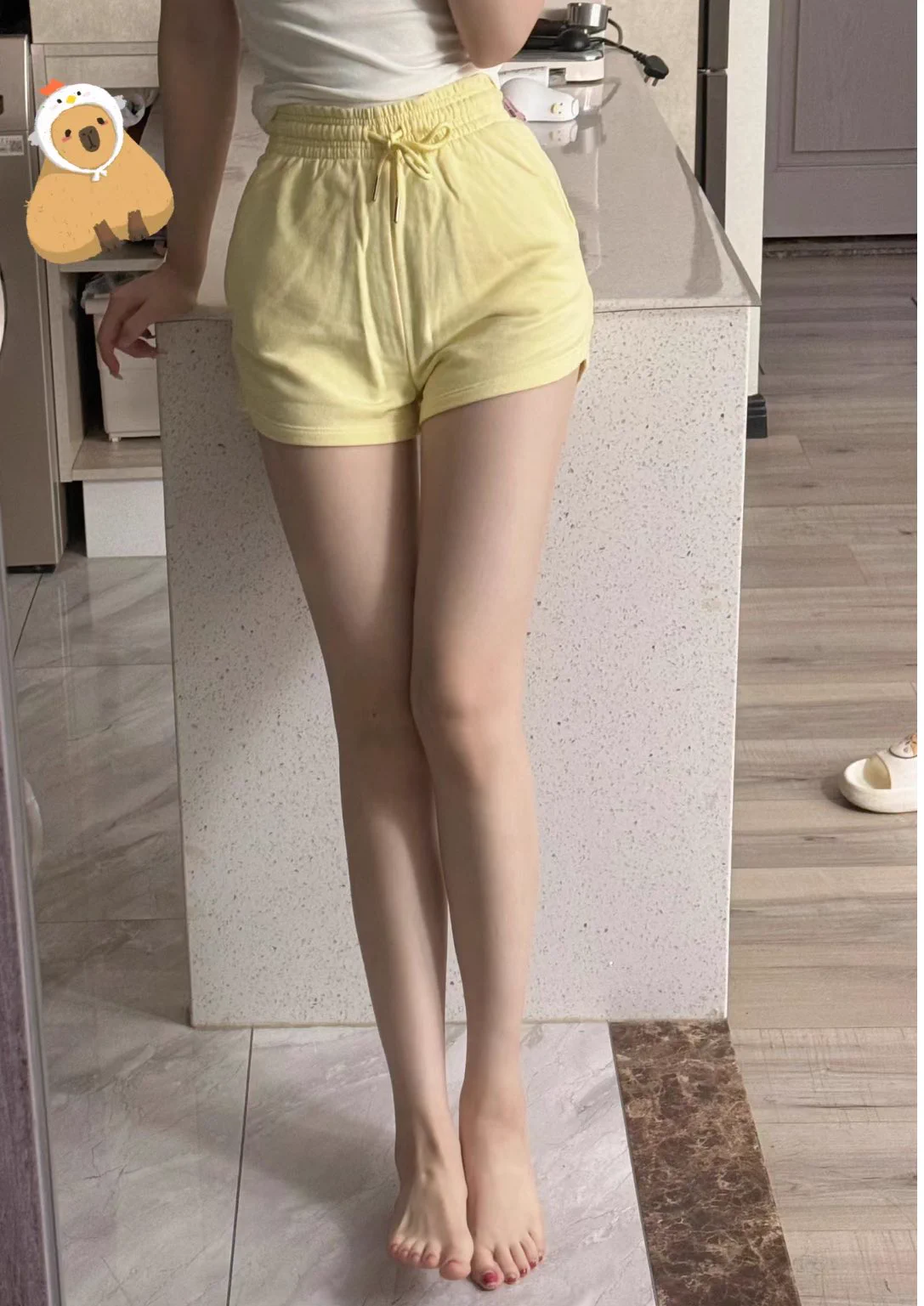 晚上好有腿控嗎？🥰 https://t.co/5cJCjf1MzO