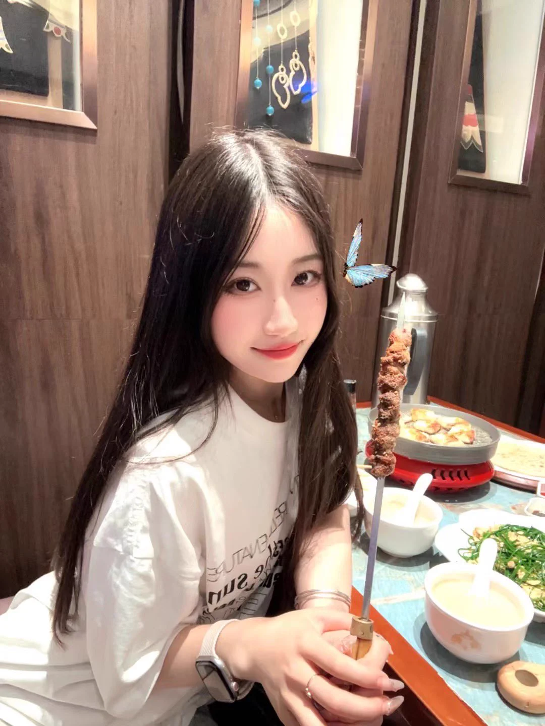 【小兰系列】从大一开始和小兰合作，她还是那个喜欢穿白袜的女孩。时间跨度虽长。但也只是刚刚毕业的女孩。身材依旧很棒。露脐装不是一般人可以穿的🥹只是不知道有多少同好都玩过她的白袜了。心里突然有一些难受。她这次旅游过的白袜，又要被哪个同好狠狠的套弄。不敢想那个画面🫠还是温柔一些吧 https://t.co/cb1jErAbtT
