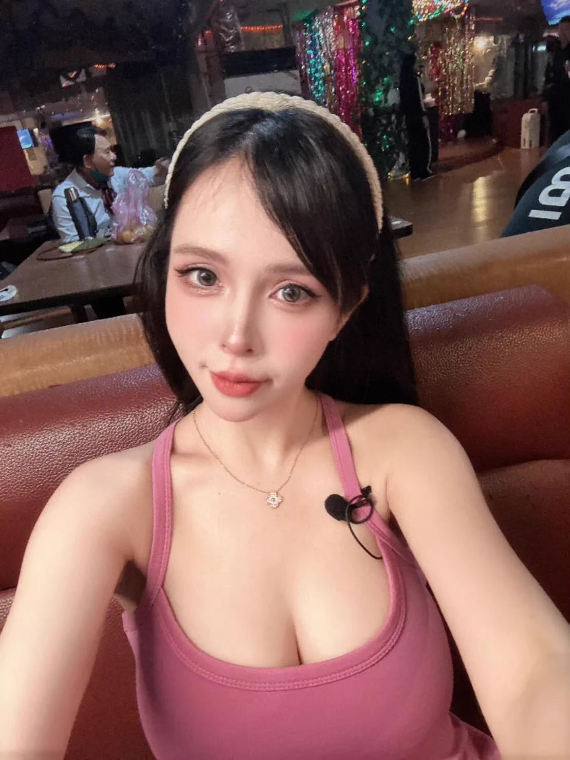 曖昧讓人受盡委屈 放心愛姐不會😗 https://t.co/BoxkttIJmz