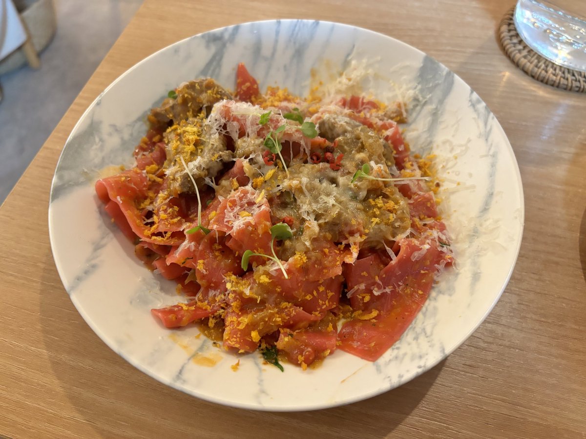 吃不飽…🥹 https://t.co/hxqSu1FOgm