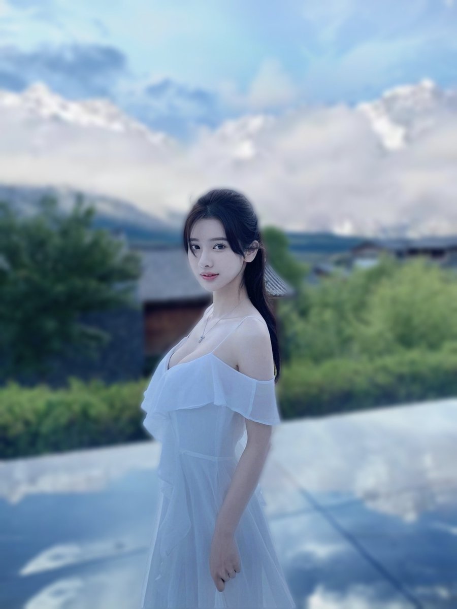 不如见一面，哪怕是一眼 https://t.co/MmjORZnTr4