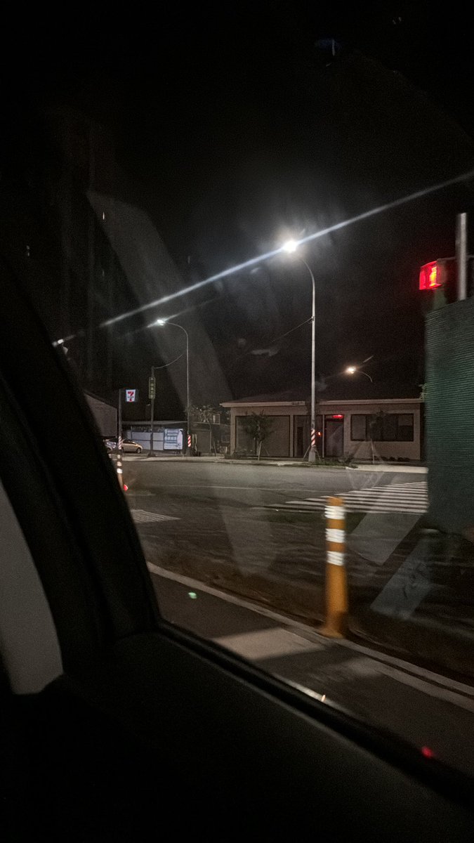 又是這種醜時間要前往前男友家
希望能得到一些抱抱能量 https://t.co/poJ0zcChfb