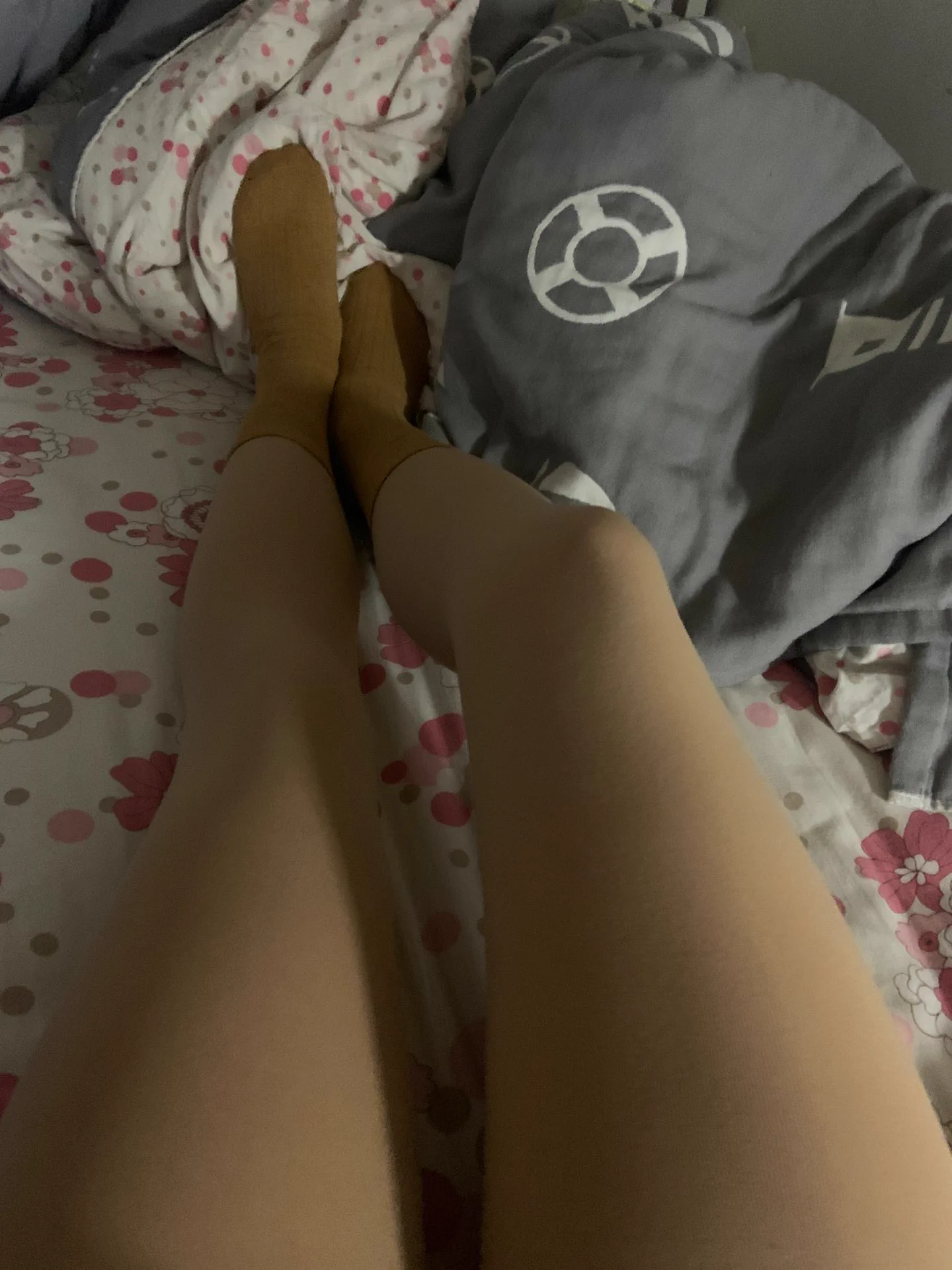 0319地区，河北邢台推友投稿，高颜值媳妇已验证，邀请同城或周边同好上门保养媳妇鞋袜，同城可交流互换媳妇原味，支持寄拍寄穿。最好是男大，量大J浓有素质的优先。有意向的同好可私信获取联系方式，拒绝白嫖！ https://t.co/0bxiyNvkSB