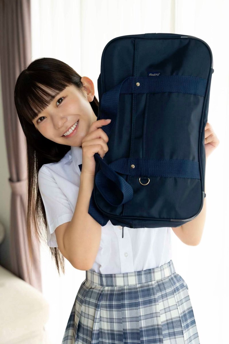 【お知らせ】
8月20日!新作DVD出ます！
ここ数年は写真集と連動して出していたんですけど、今回は完全DVDオンリー！の撮影で、演技もちょっもだけ頑張っちゃったり😹❤️笑
まりちゅうとの夏休みをたっぷり堪能してもらえる作品になってると思います🥰
イベントは8月末くらいかなぁ🤤🤤
おたのしみにーー🥰🥰

#まりちゅうと夏休み

https://t.co/GJiyLFw9PD