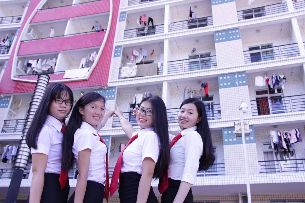 毕业小姐姐写真[139P+819M] #眼镜娘 #眼镜妹 #毕业照 #女大学生 #写真 
No.072328 预览全套尺度看置顶或私信 投稿：@007share 
眼镜娘圈子：https://t.co/VSeJDJ4Yn7 https://t.co/WMOtDq2WNu