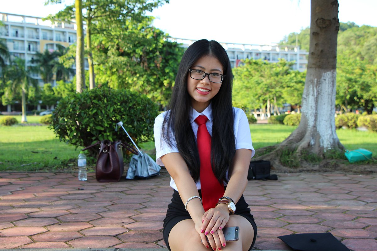 毕业小姐姐写真[139P+819M] #眼镜娘 #眼镜妹 #毕业照 #女大学生 #写真 
No.072328 预览全套尺度看置顶或私信 投稿：@007share 
眼镜娘圈子：https://t.co/VSeJDJ4Yn7 https://t.co/WMOtDq2WNu