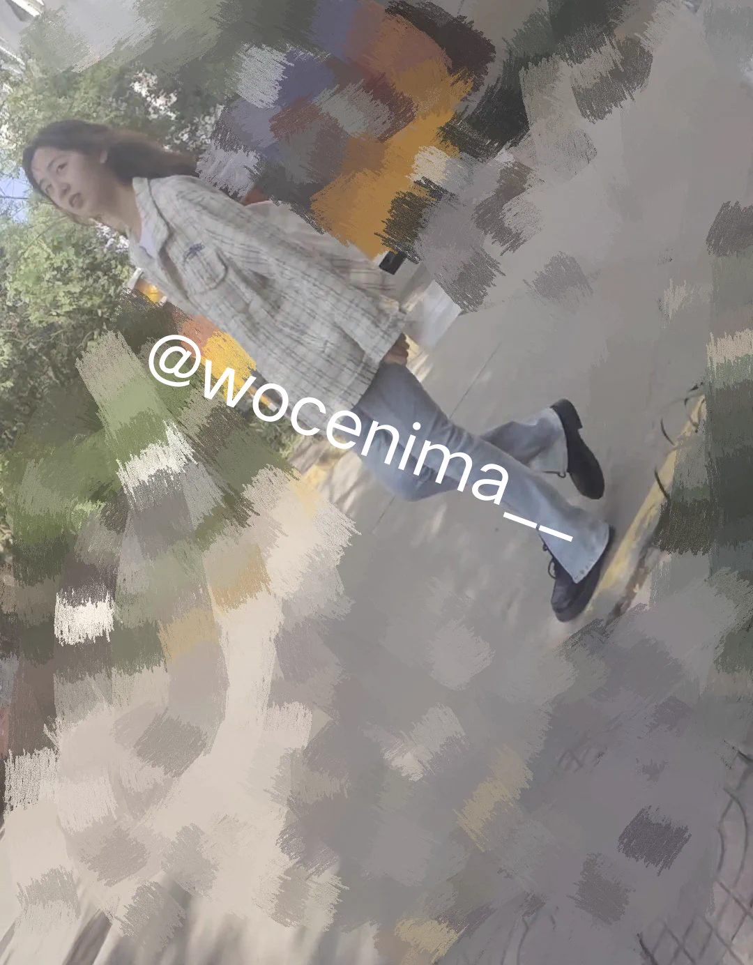 很久以前在学校玩的一个学妹了 老粉应该看过 很香的袜子晚上带回宿舍爽玩了 #扫楼 #打胶 #玩鞋 https://t.co/CBhZ8Jnewq